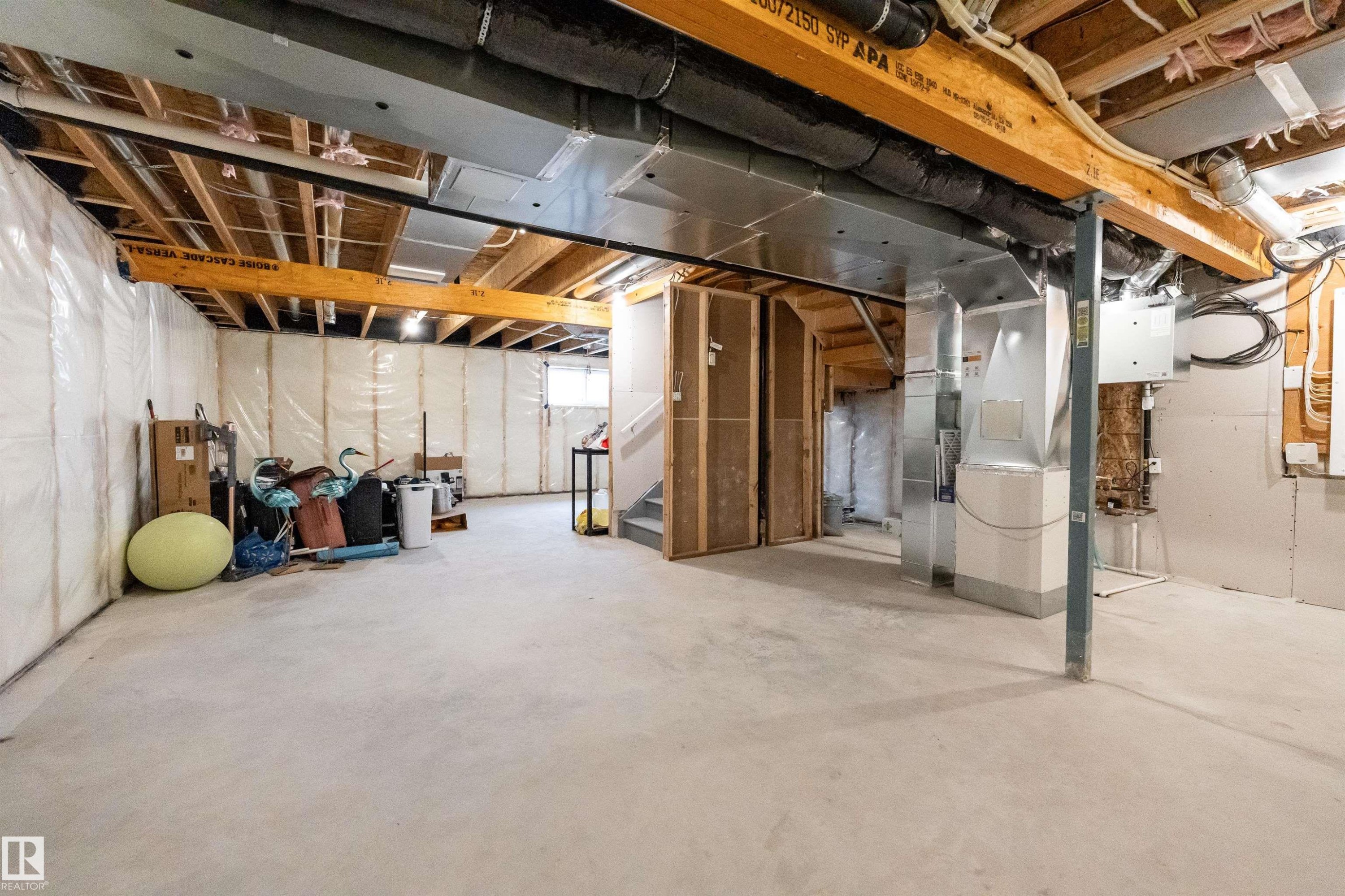 2120 Muckleplum Crescent, Edmonton, AB - Indoor Photo Showing Basement