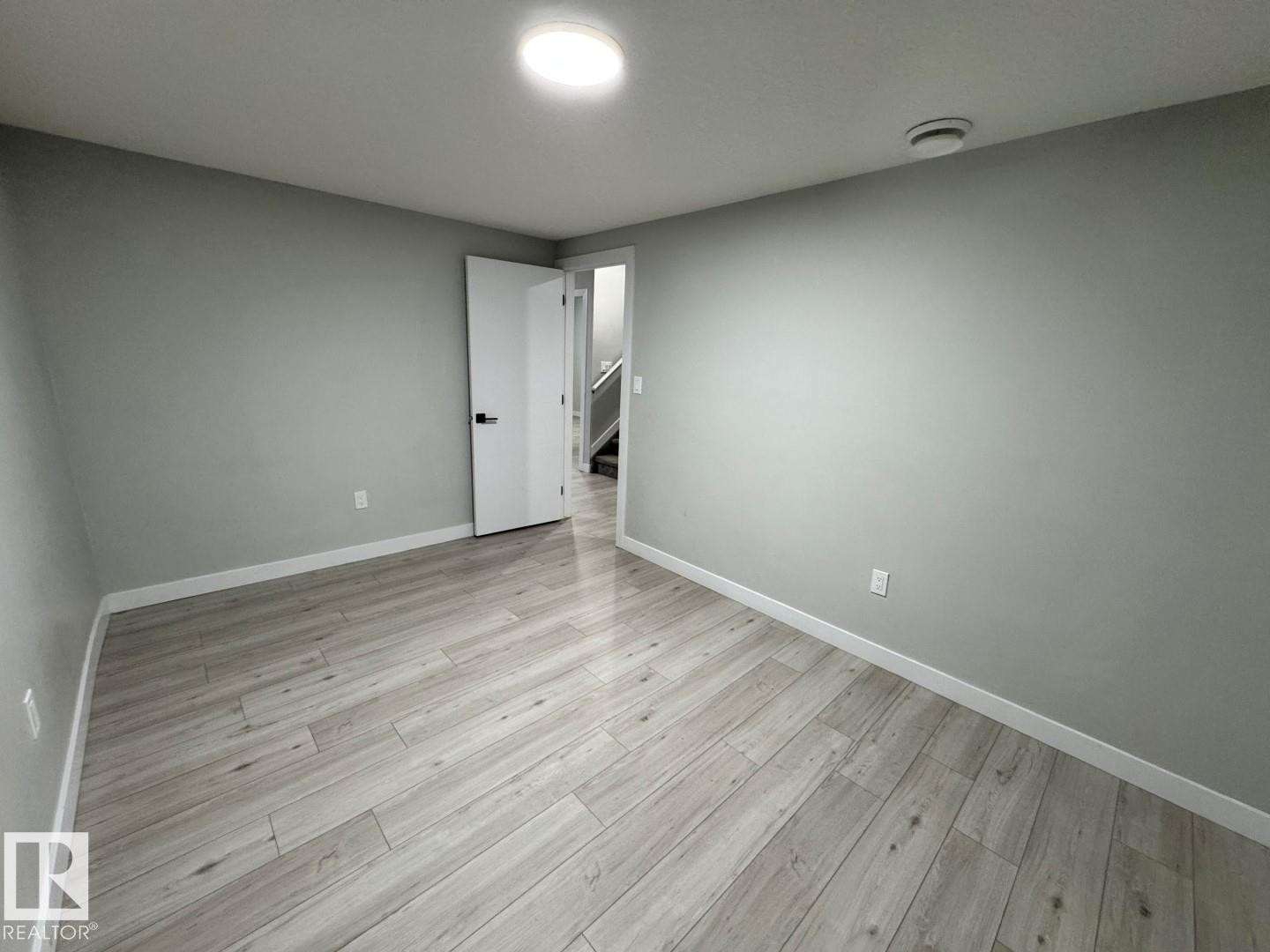 5321 Kimball Place, Edmonton, AB - Indoor Photo Showing Other Room