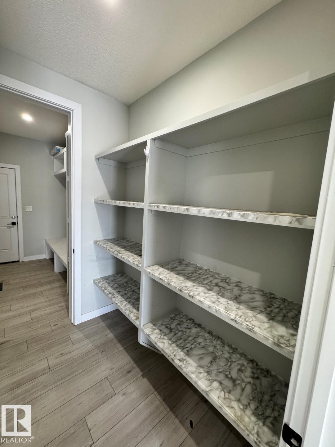 5321 Kimball Place, Edmonton, AB - Indoor With Storage