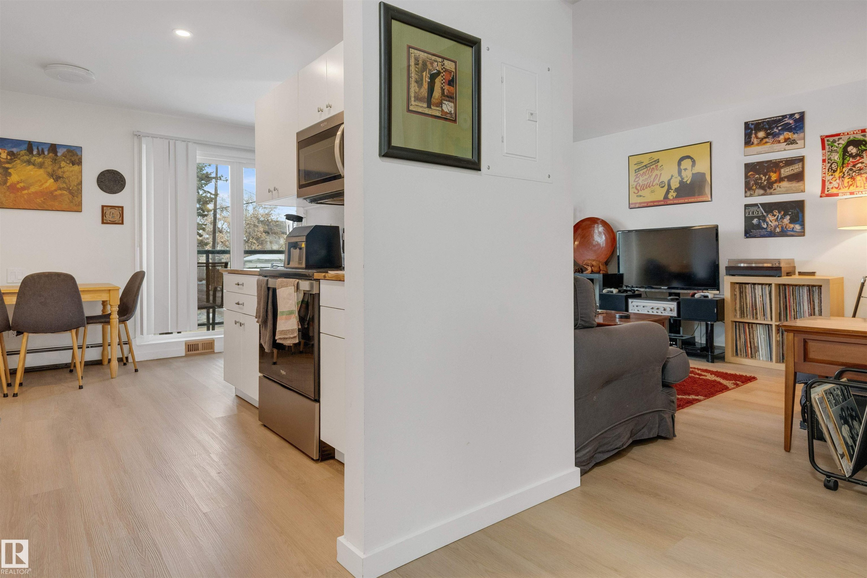 10619 64 Avenue, Edmonton, AB - Indoor