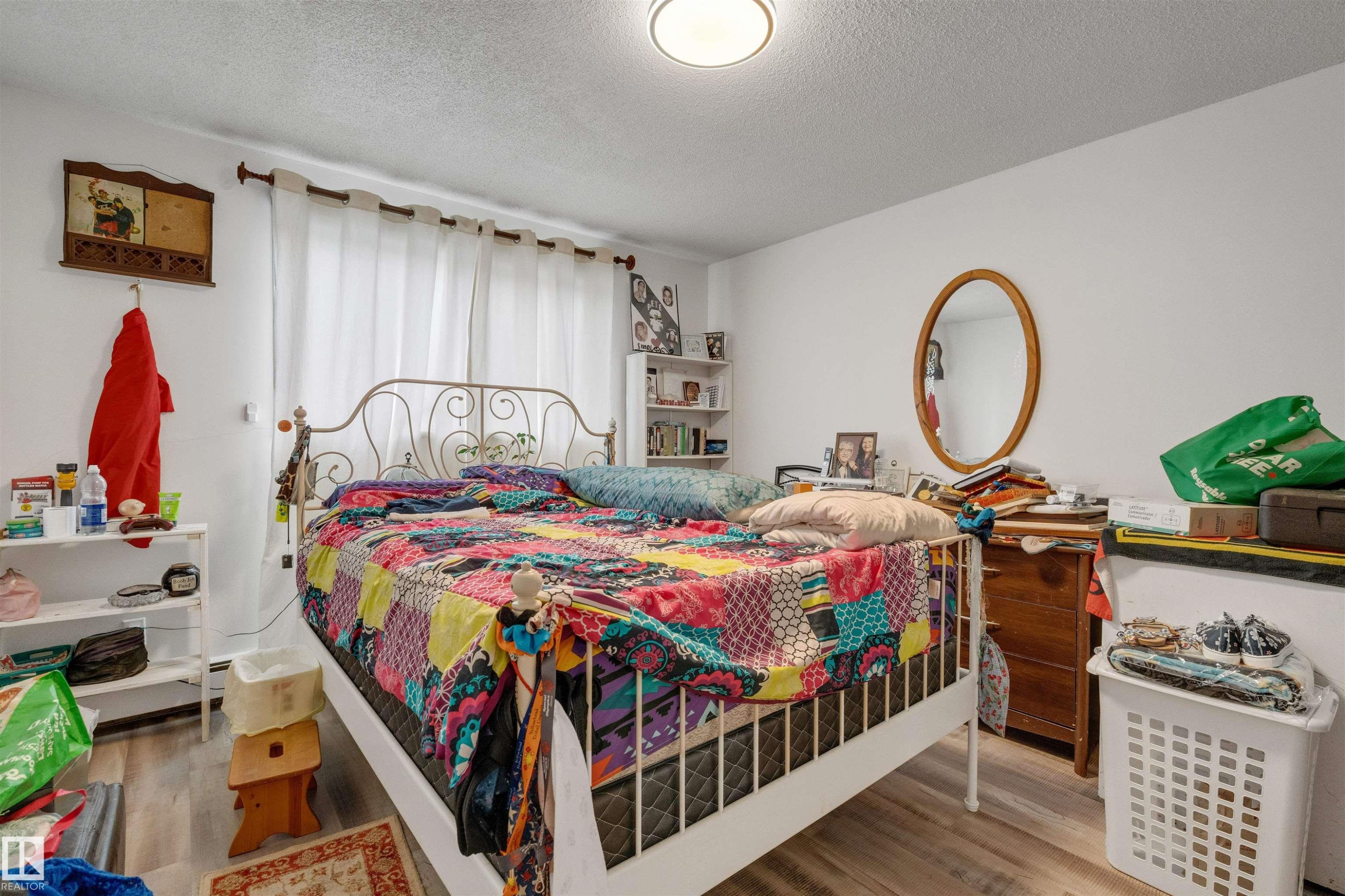 10619 64 Avenue, Edmonton, AB - Indoor Photo Showing Bedroom