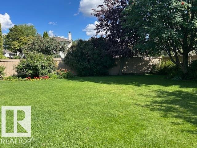 View of fenced backyard - 313 Hedley Way, Edmonton, AB - Outdoor