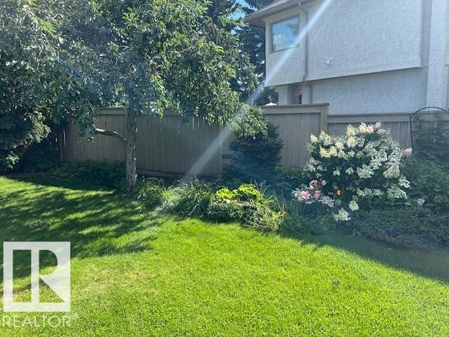 View of yard - 313 Hedley Way, Edmonton, AB - Outdoor
