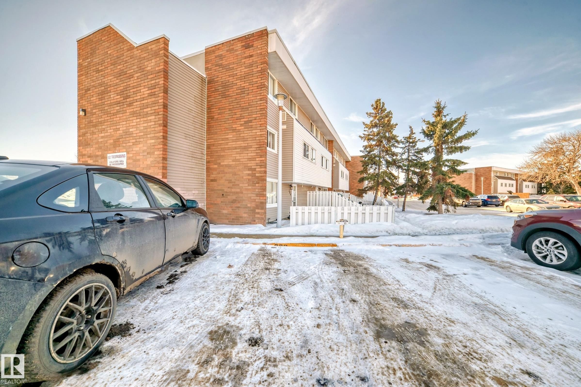 306 2908 116A Avenue, Edmonton, AB - Outdoor