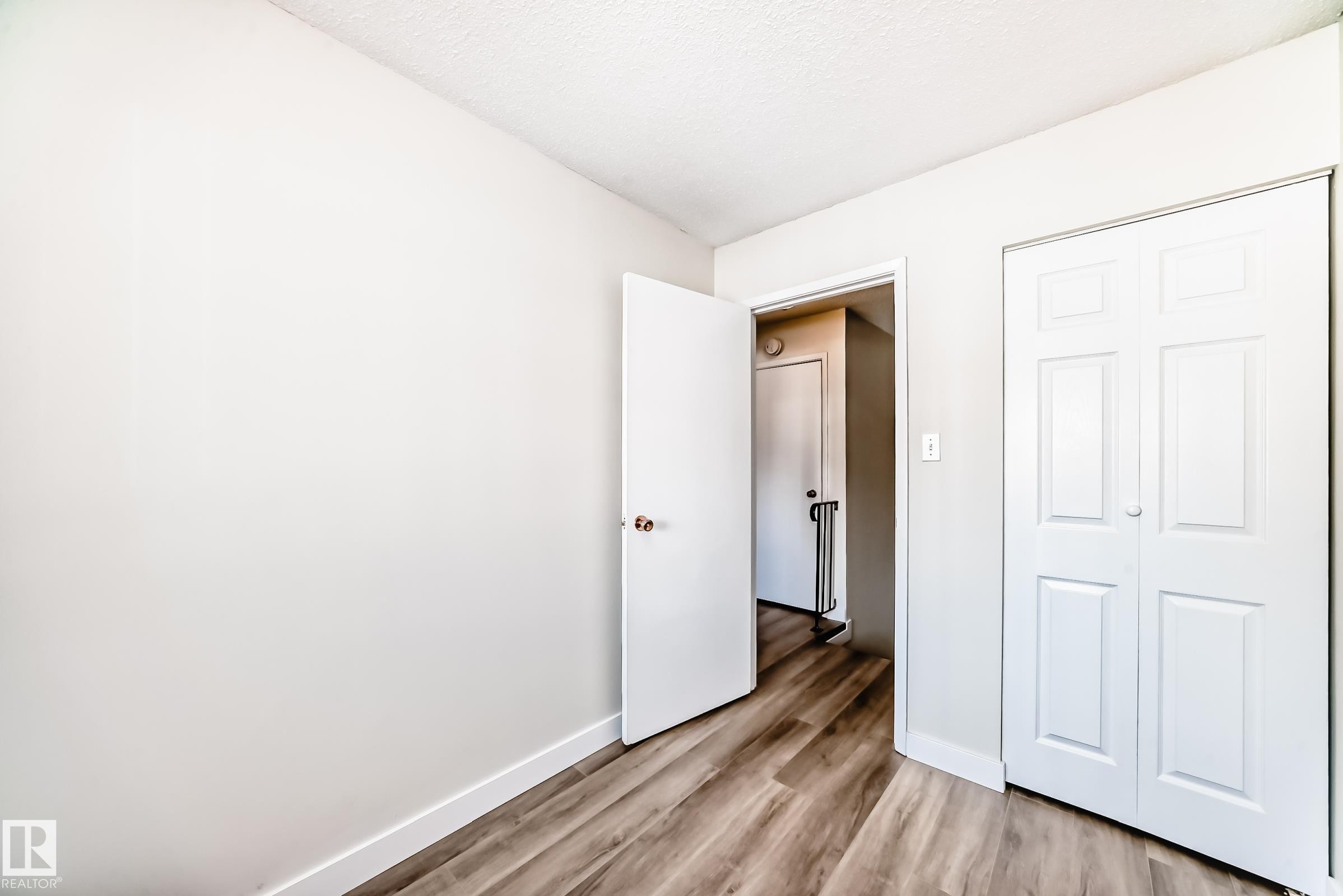 306 2908 116A Avenue, Edmonton, AB - Indoor Photo Showing Other Room
