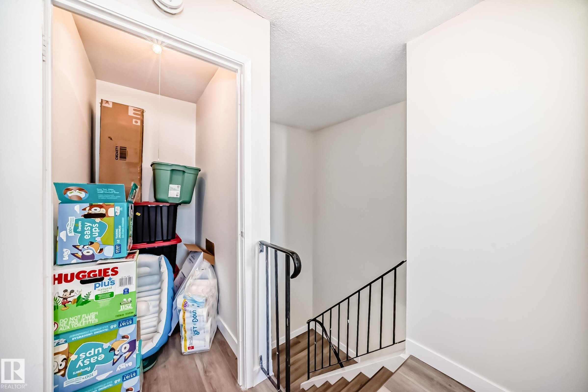 306 2908 116A Avenue, Edmonton, AB - Indoor Photo Showing Other Room
