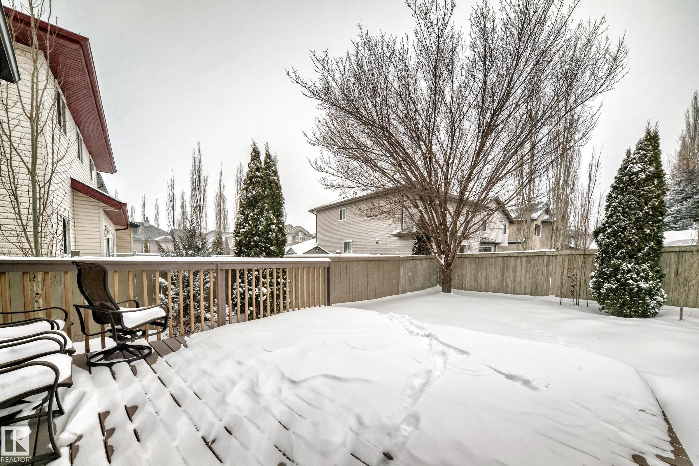 7548 Speaker Way Nw, Edmonton, AB - Outdoor