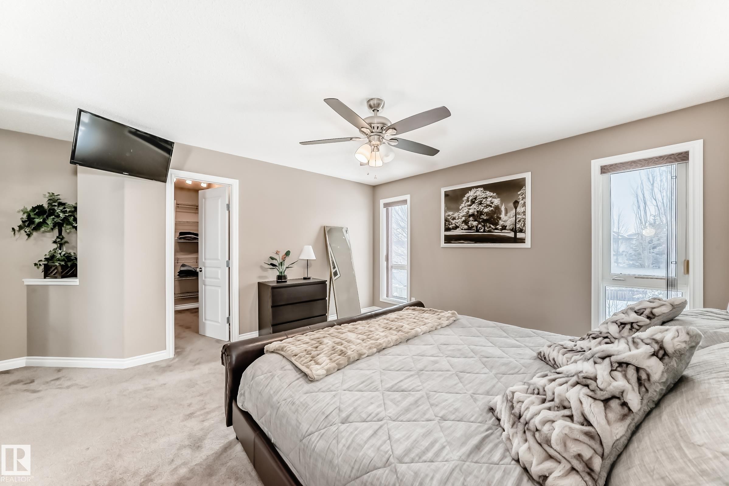 7548 Speaker Way Nw, Edmonton, AB - Indoor Photo Showing Bedroom