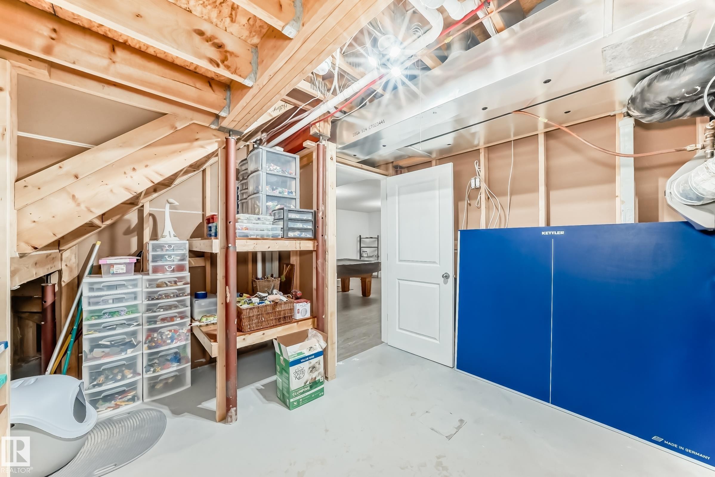 7548 Speaker Way Nw, Edmonton, AB - Indoor