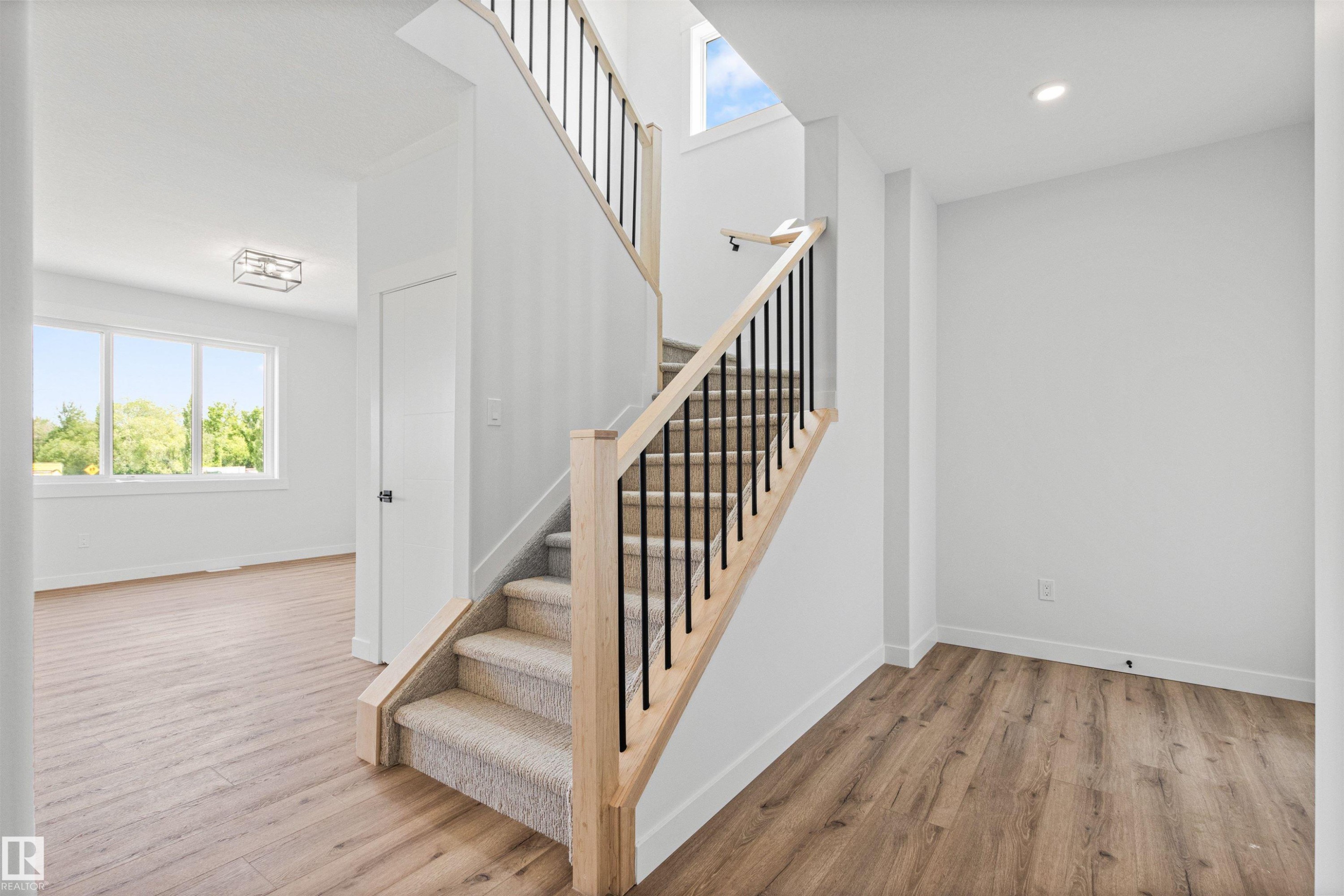 5002 53 Ave, Calmar, AB - Indoor Photo Showing Other Room