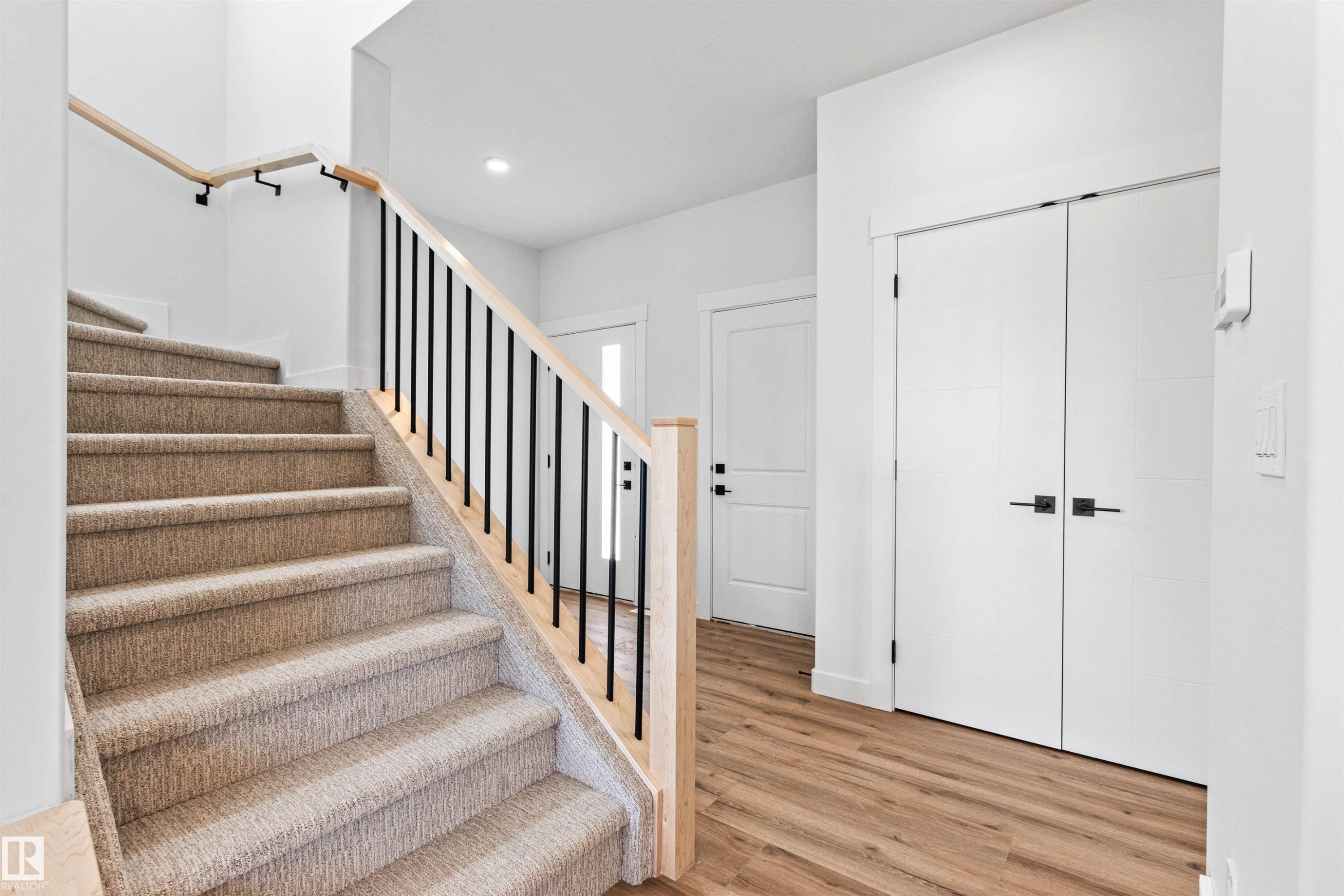 5002 53 Ave, Calmar, AB - Indoor Photo Showing Other Room