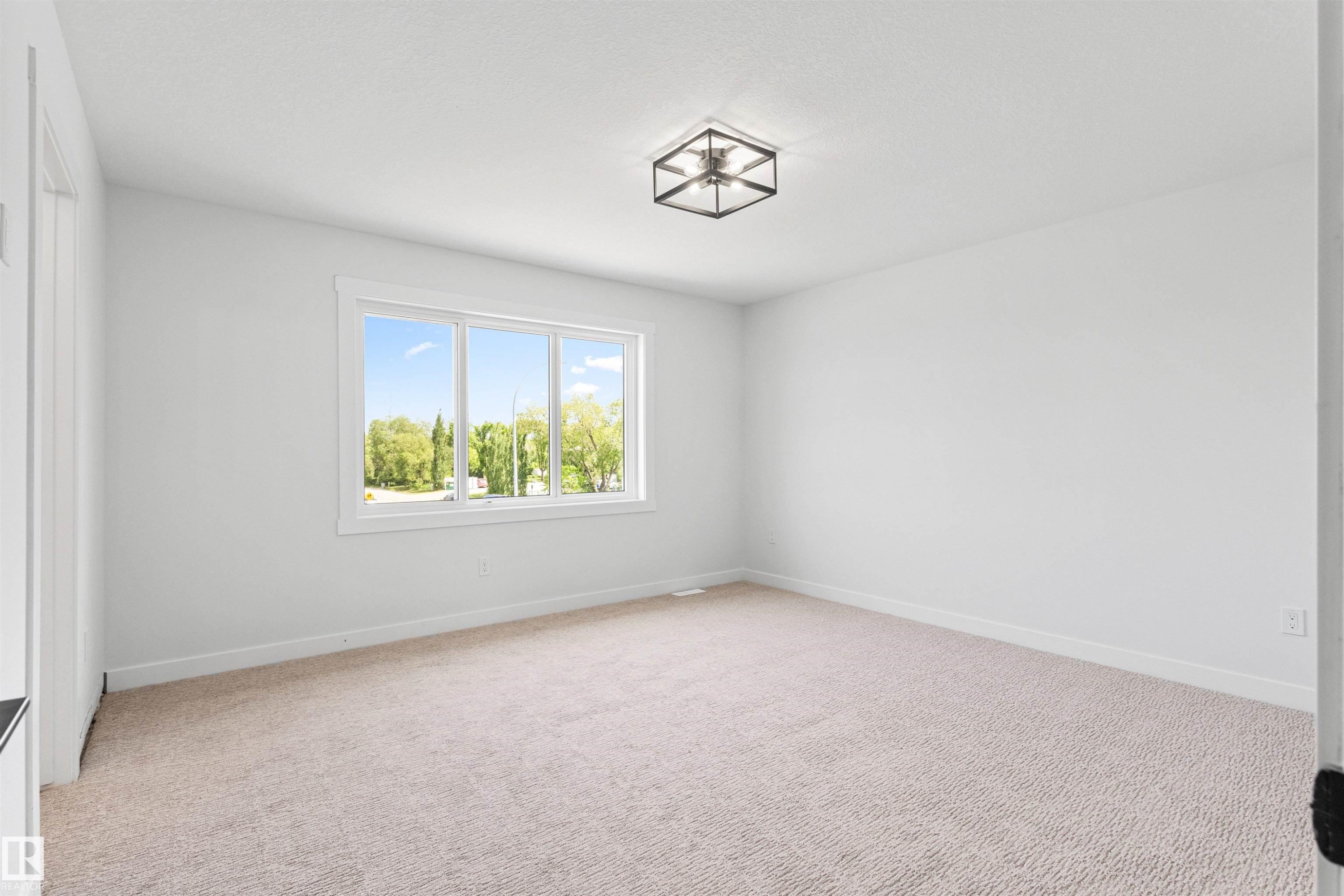 5002 53 Ave, Calmar, AB - Indoor Photo Showing Other Room