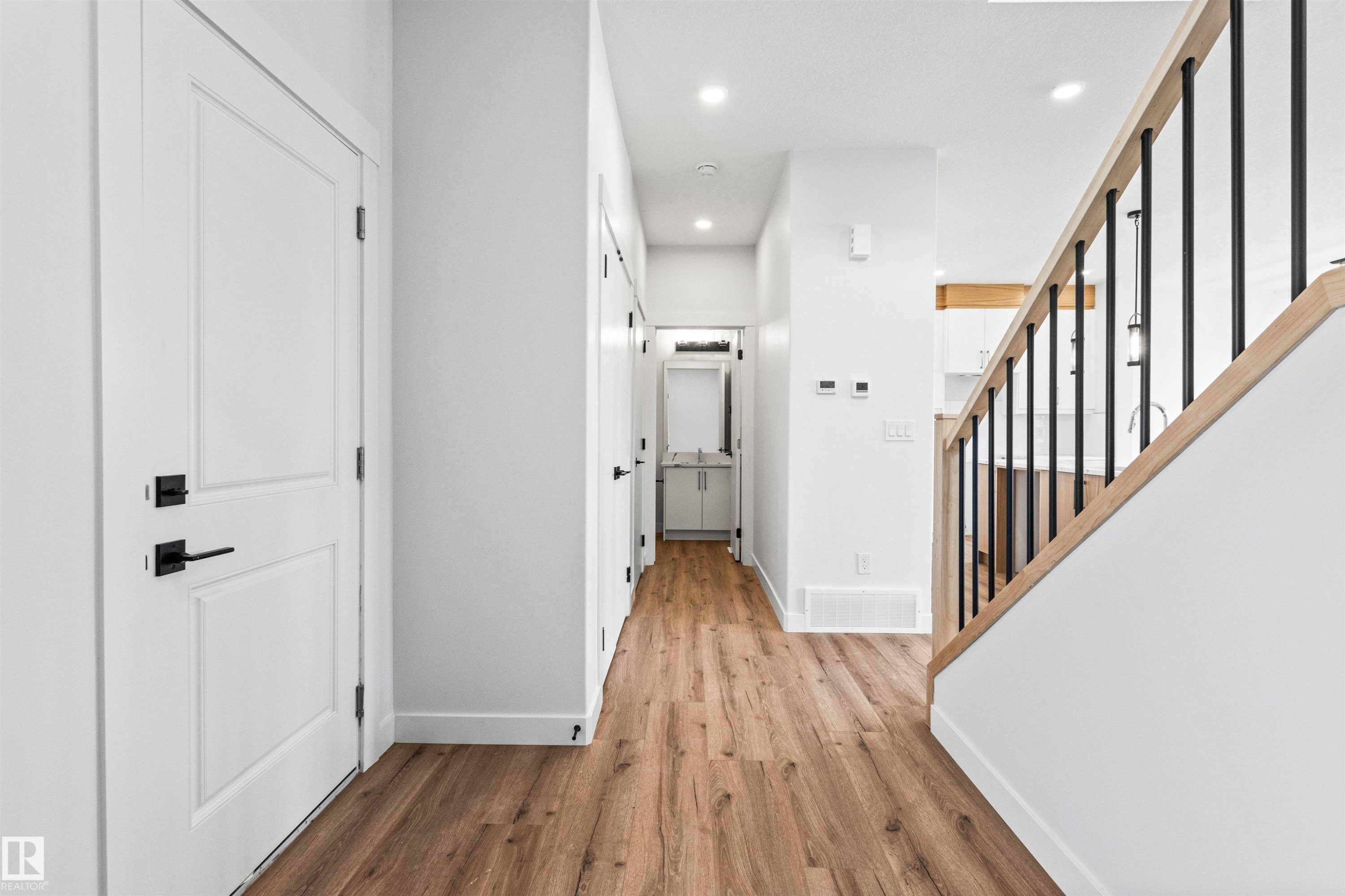 5002 53 Ave, Calmar, AB - Indoor Photo Showing Other Room