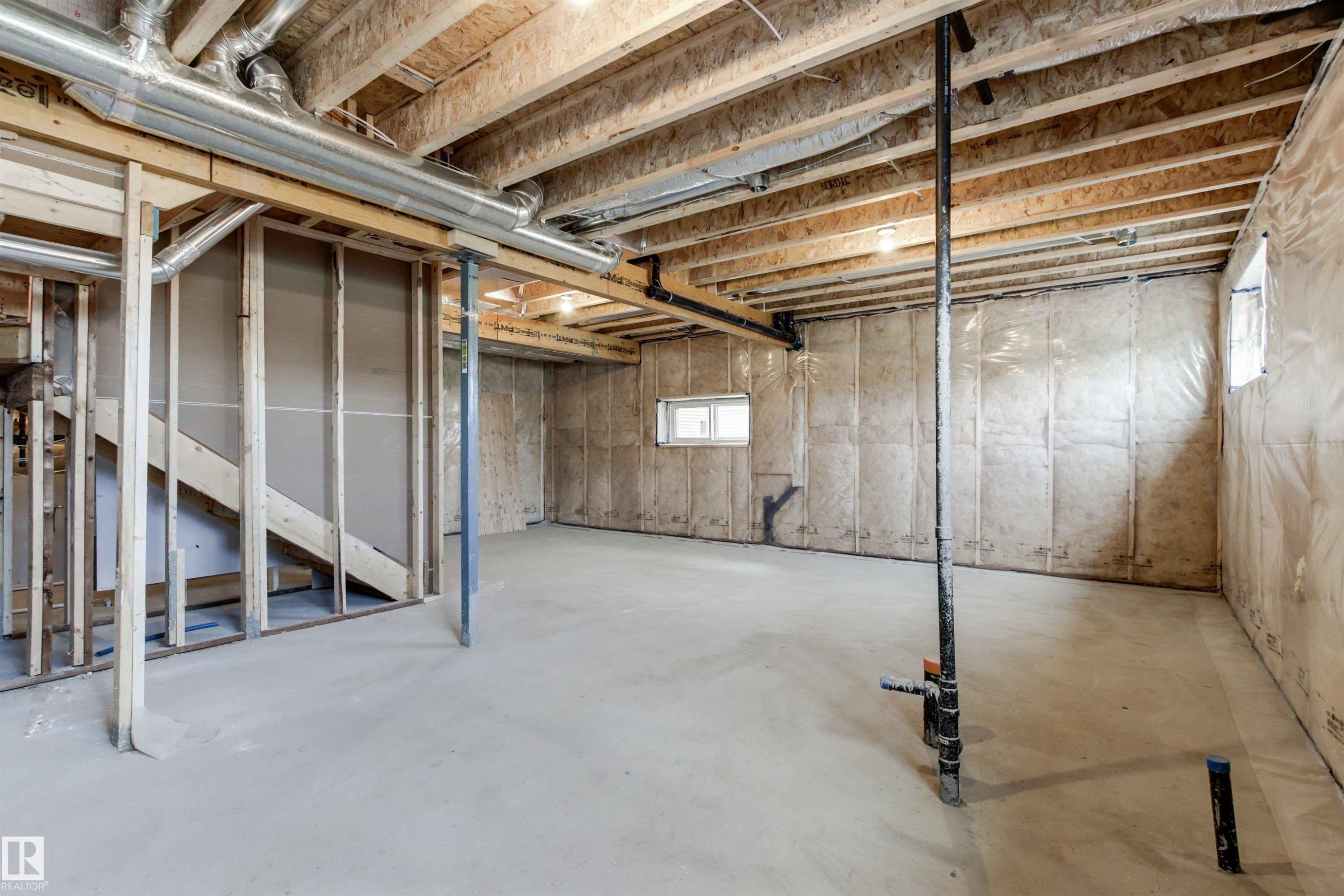 5002 53 Ave, Calmar, AB - Indoor Photo Showing Basement
