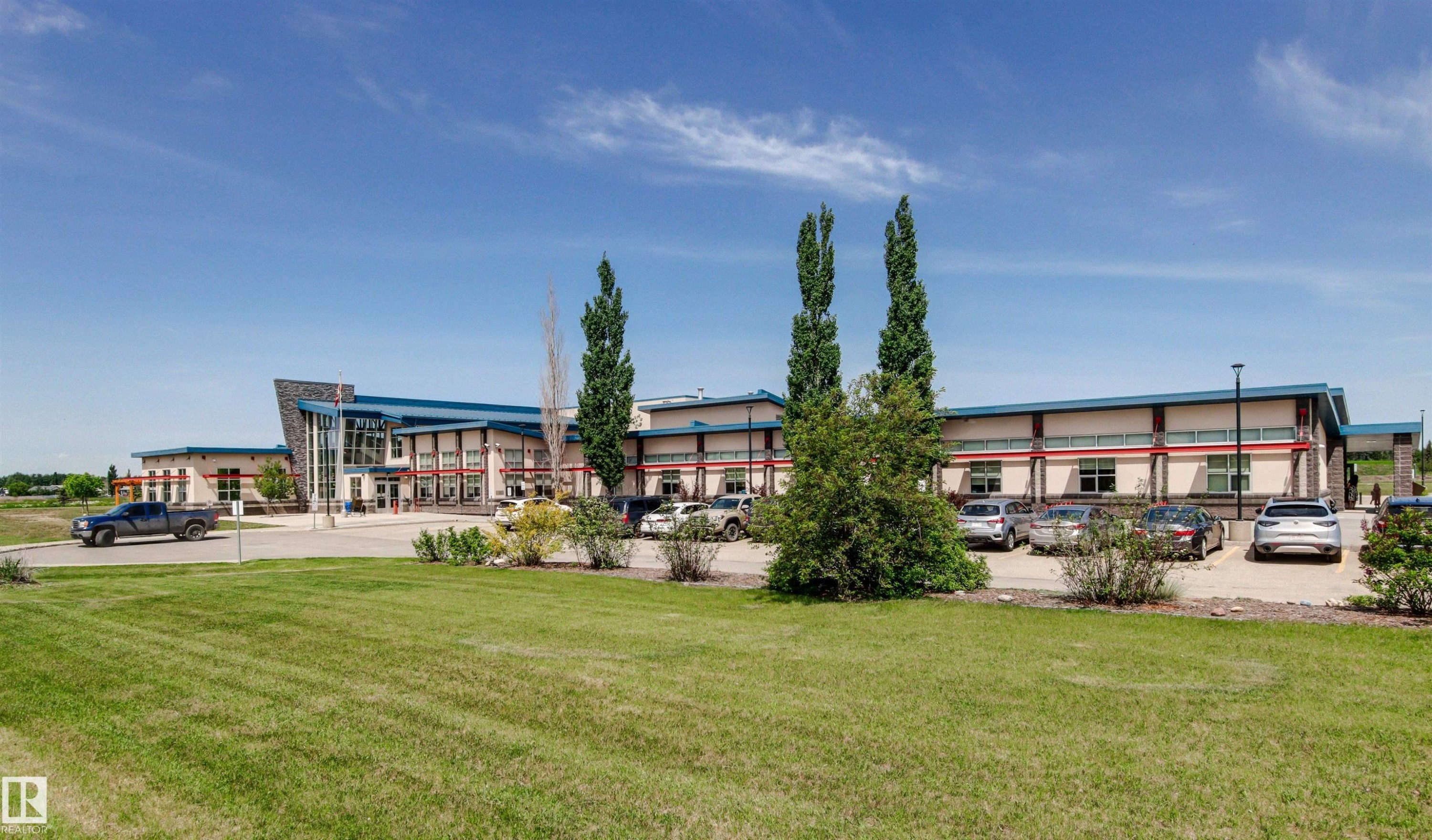 5002 53 Ave, Calmar, AB - Outdoor