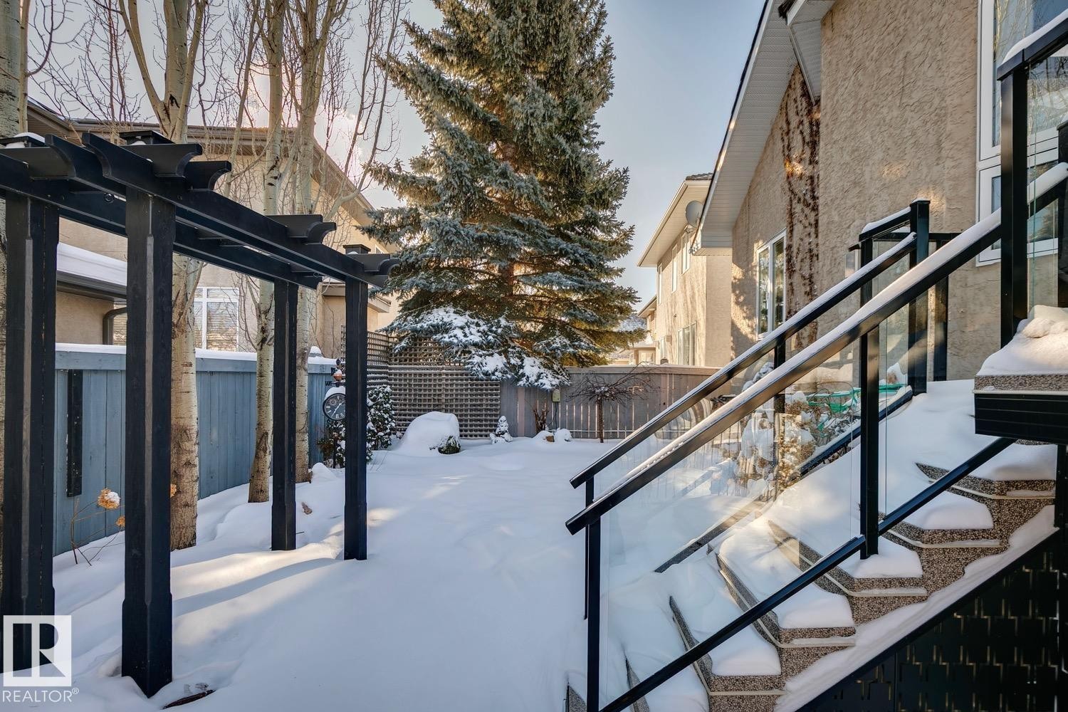 22 Prestige Point(E), Edmonton, AB - Outdoor With Exterior