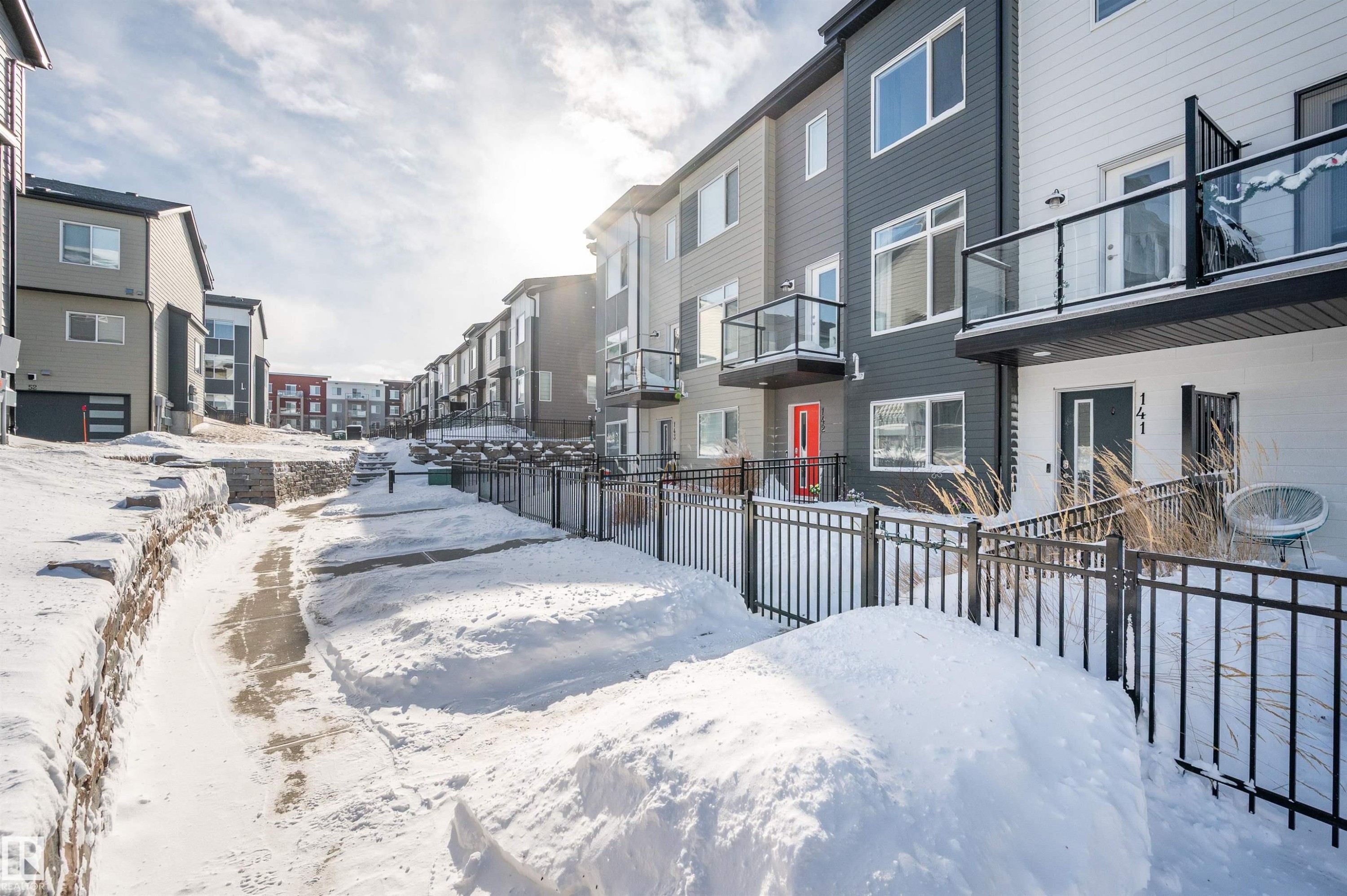 141 804 Welsh Drive, Edmonton, AB - Outdoor