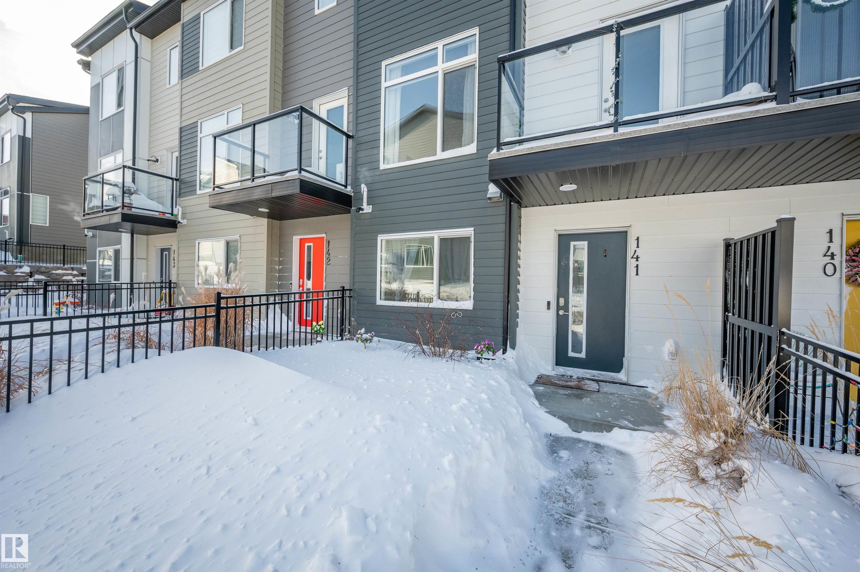 141 804 Welsh Drive, Edmonton, AB - Outdoor With Exterior