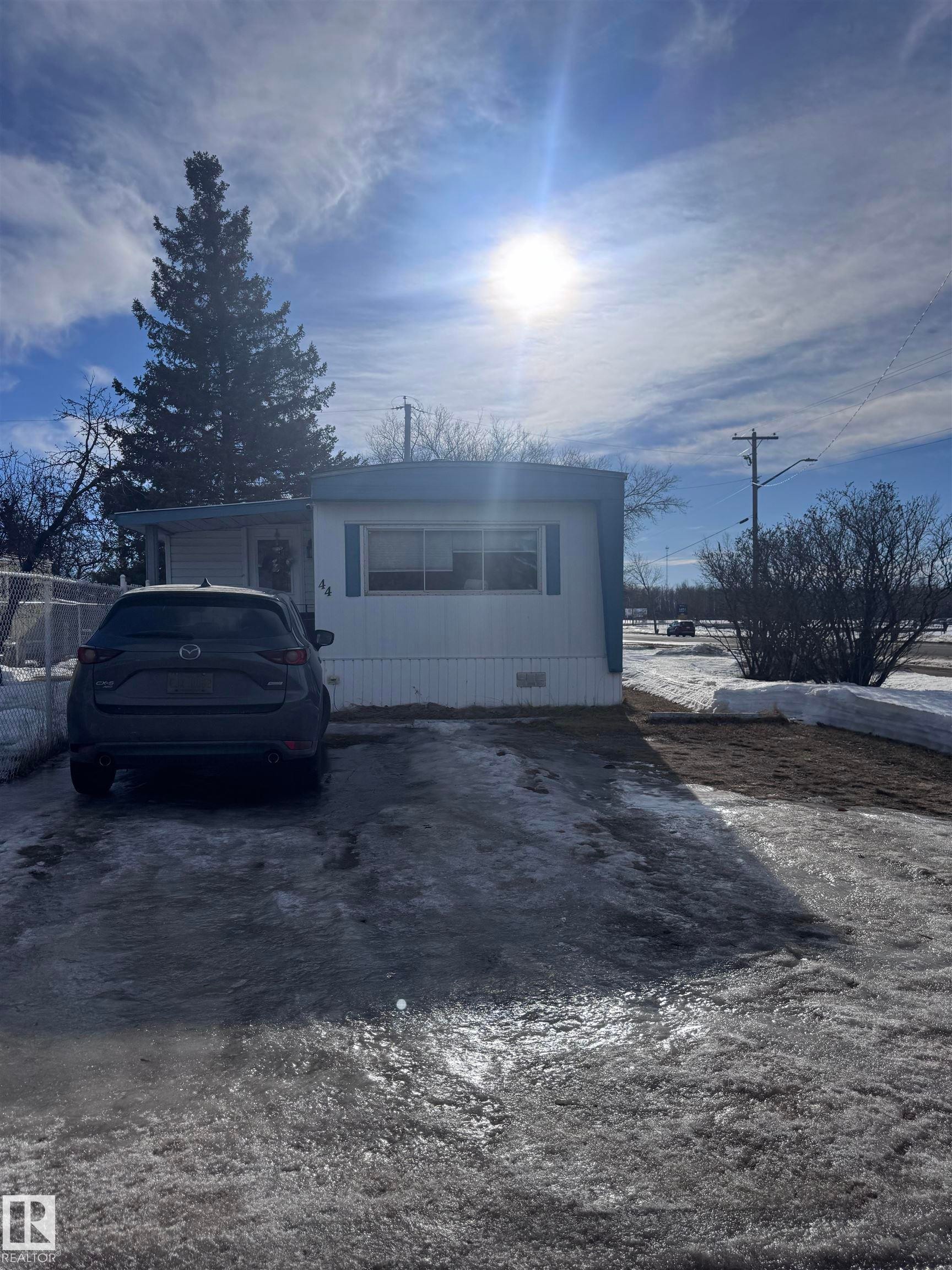View of manufactured / mobile home - #44 9501 104 Ave, Westlock, AB - Outdoor