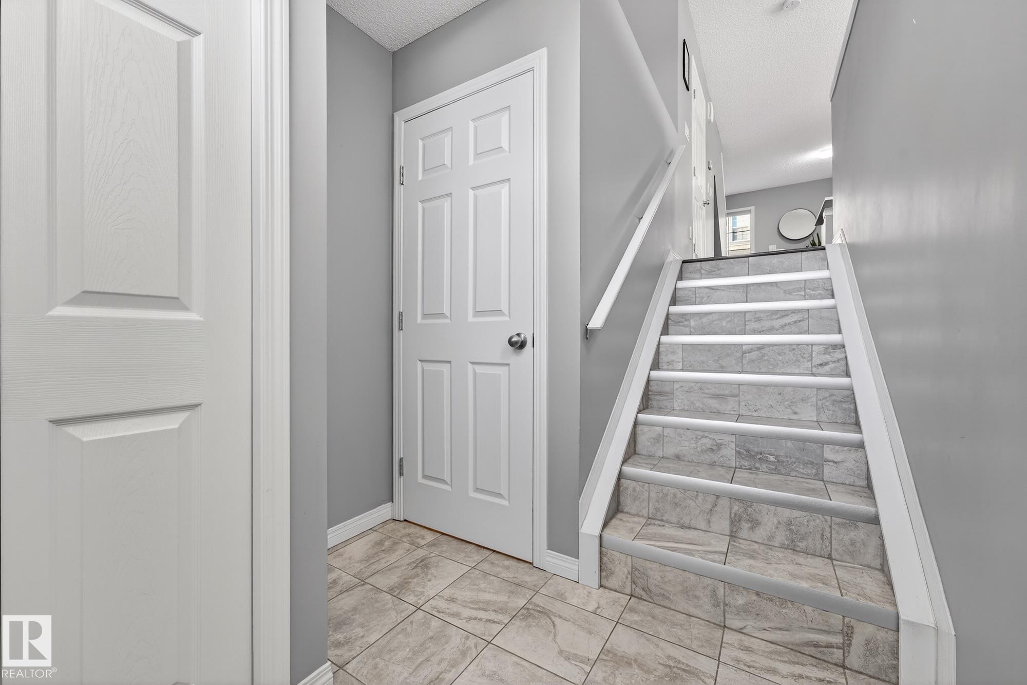 17 4029 Orchards Drive, Edmonton, AB - Indoor Photo Showing Other Room