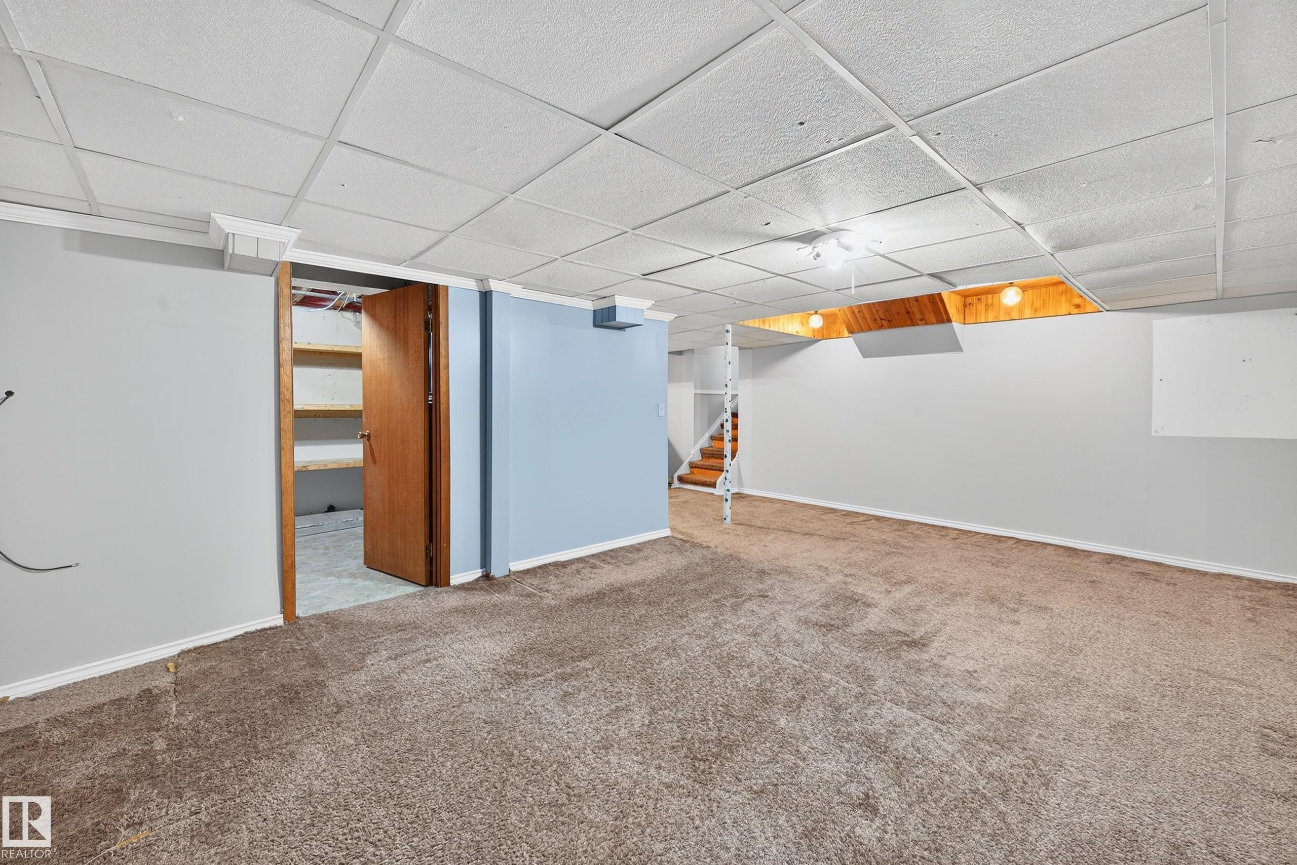 3917 43 Avenue, Leduc, AB - Indoor