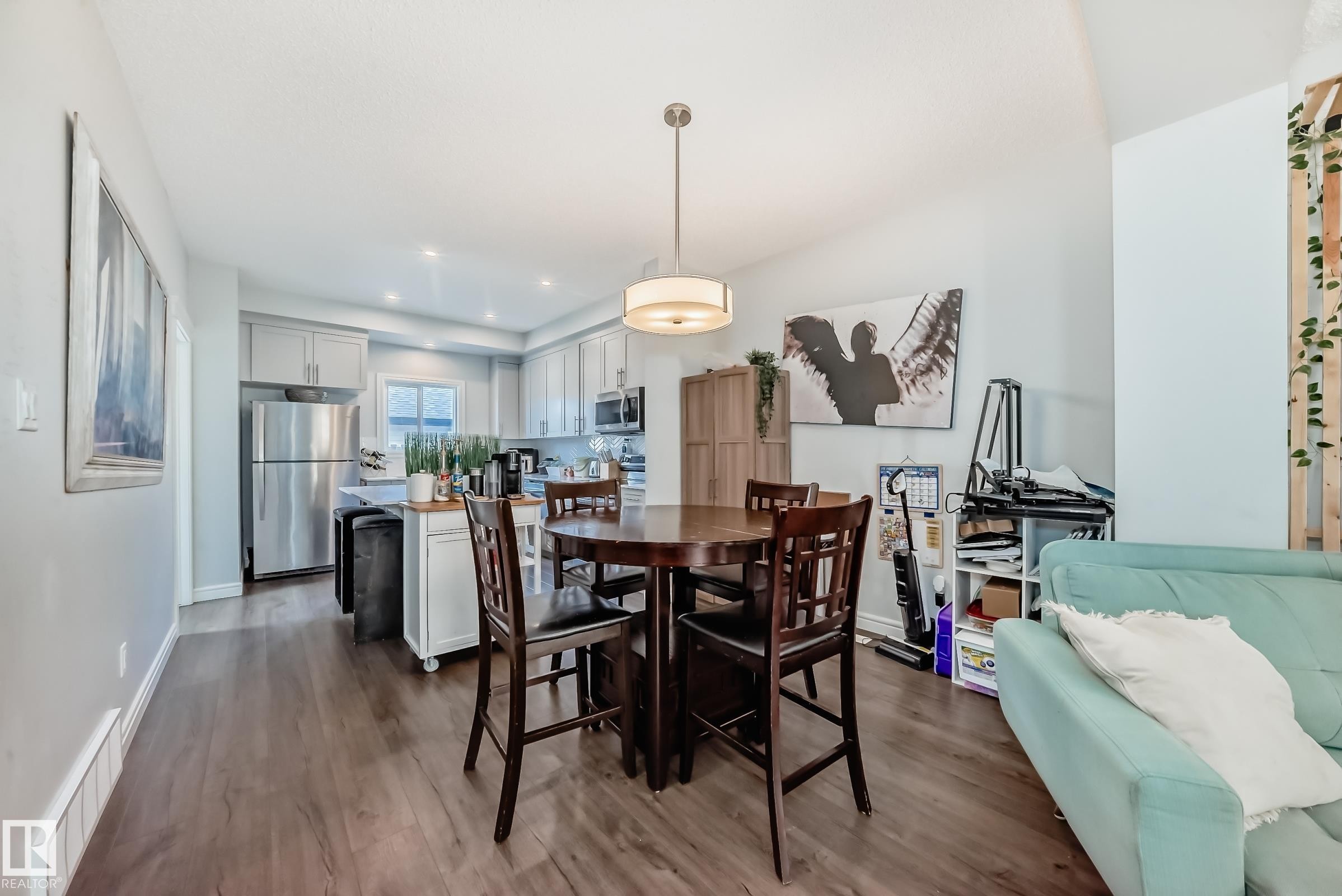 2 Southpointe Boulevard, Fort Saskatchewan, AB - Indoor Photo Showing Dining Room