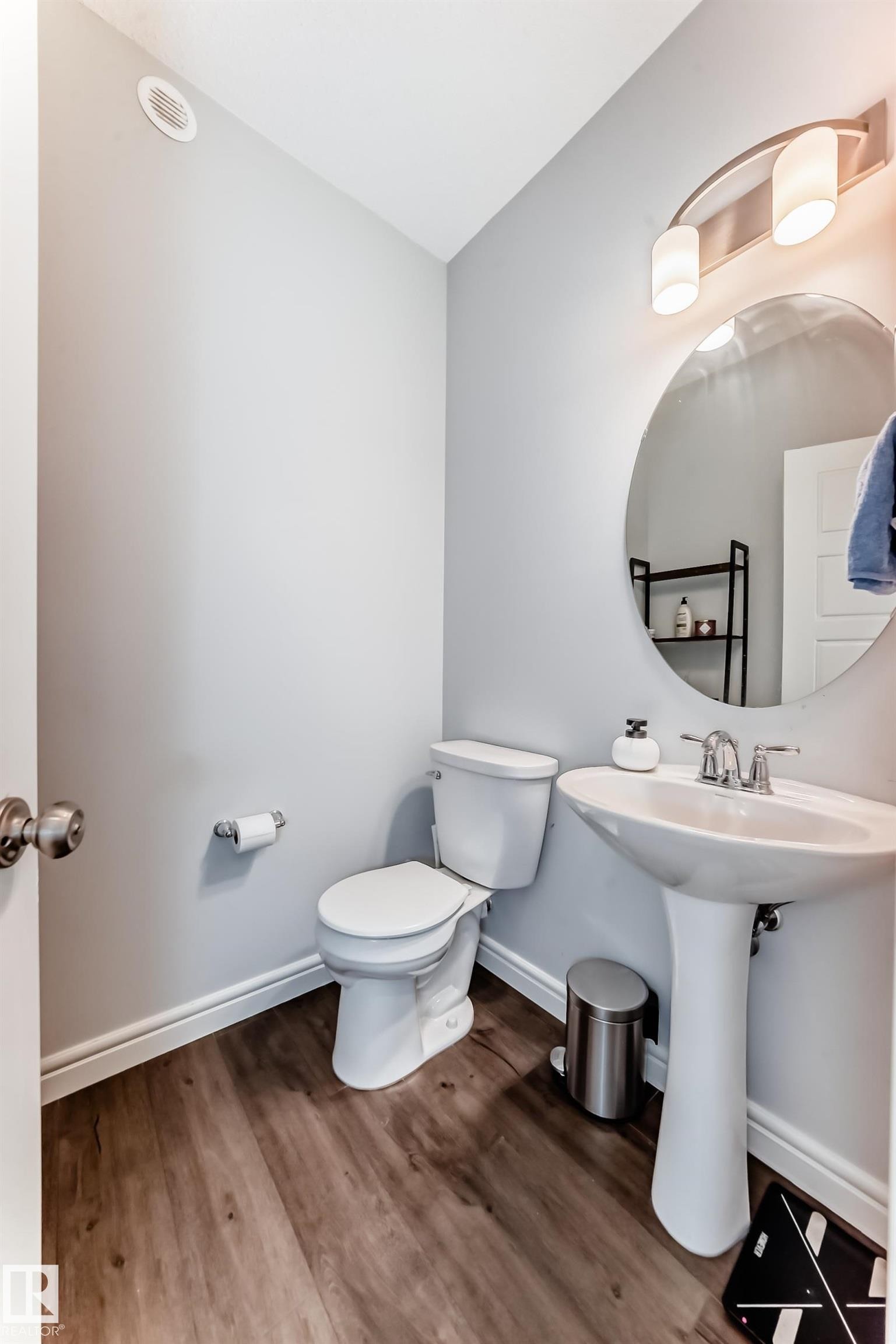 2 Southpointe Boulevard, Fort Saskatchewan, AB - Indoor Photo Showing Bathroom