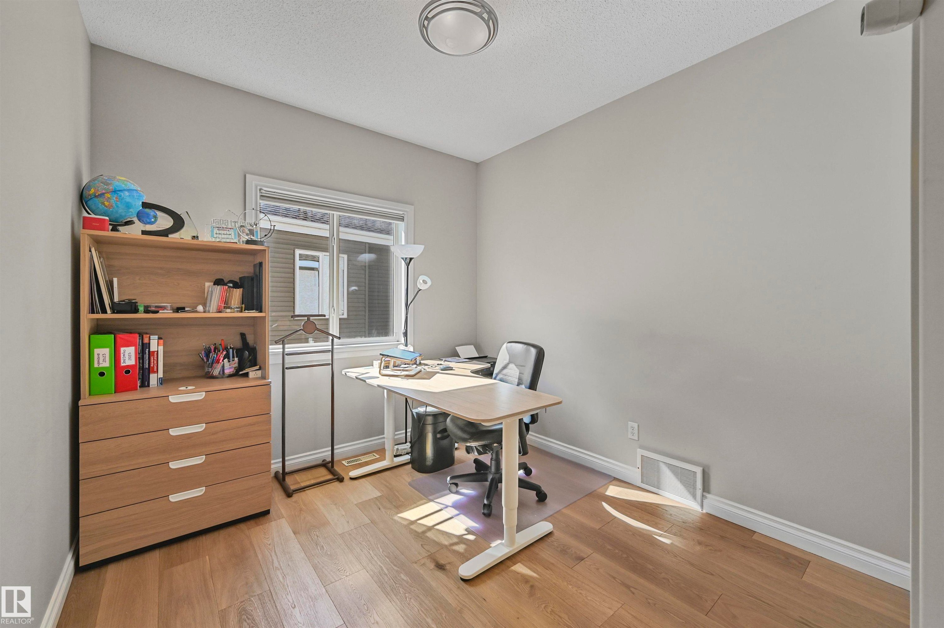 1516 Thorogood Close, Edmonton, AB - Indoor Photo Showing Office