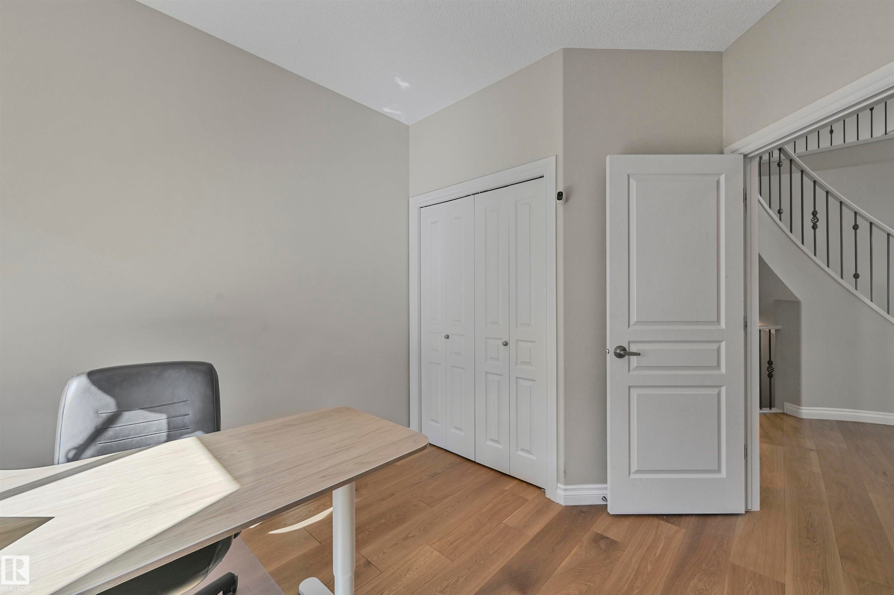 1516 Thorogood Close, Edmonton, AB - Indoor Photo Showing Office