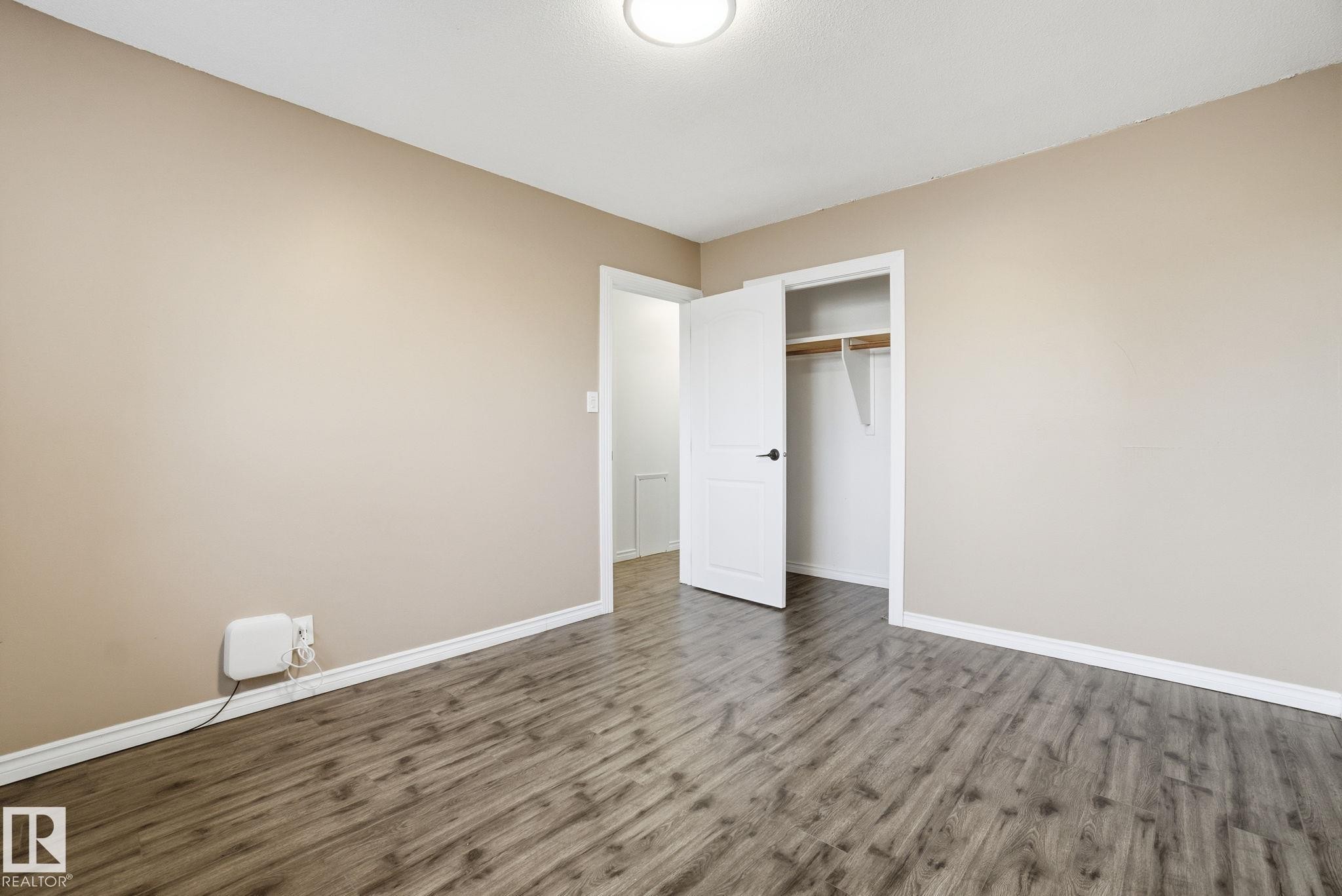 8064 Argyll Rd, Edmonton, AB - Indoor Photo Showing Other Room