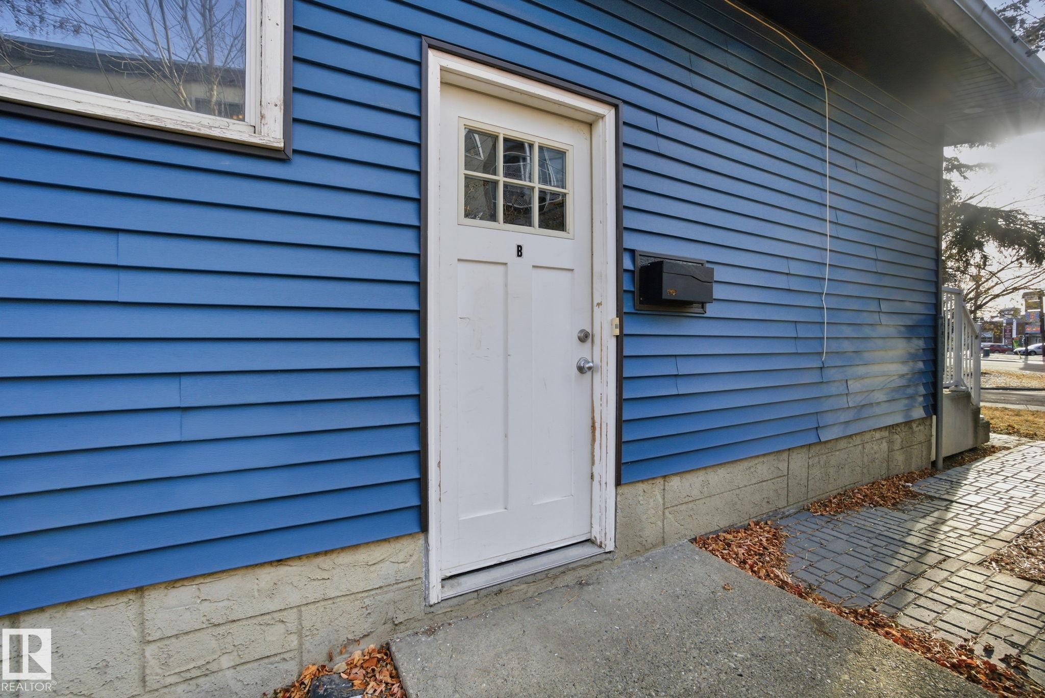 8064 Argyll Rd, Edmonton, AB - Outdoor With Exterior