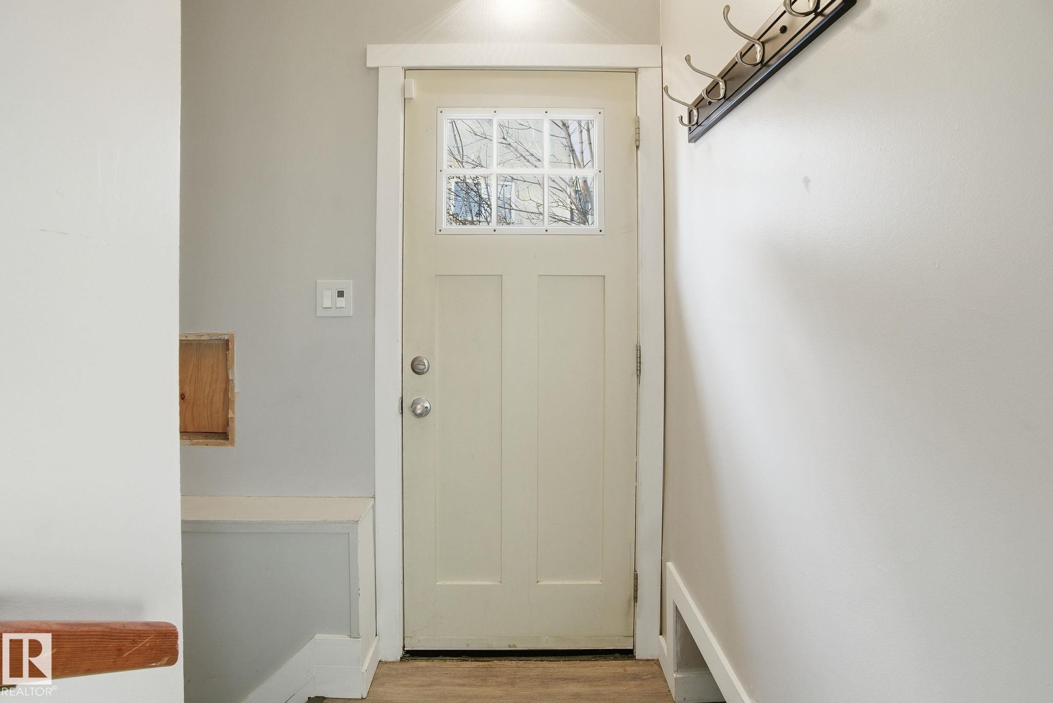 8064 Argyll Rd, Edmonton, AB - Indoor Photo Showing Other Room