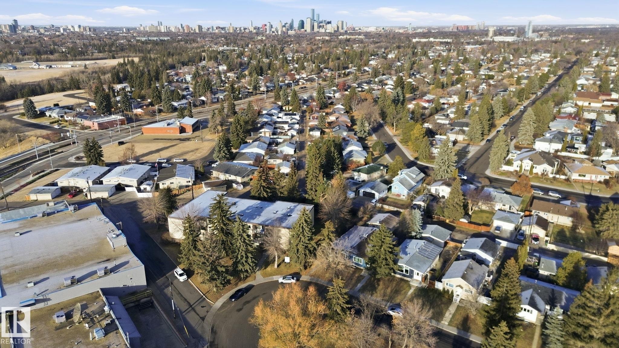 8064 Argyll Rd, Edmonton, AB - Outdoor With View
