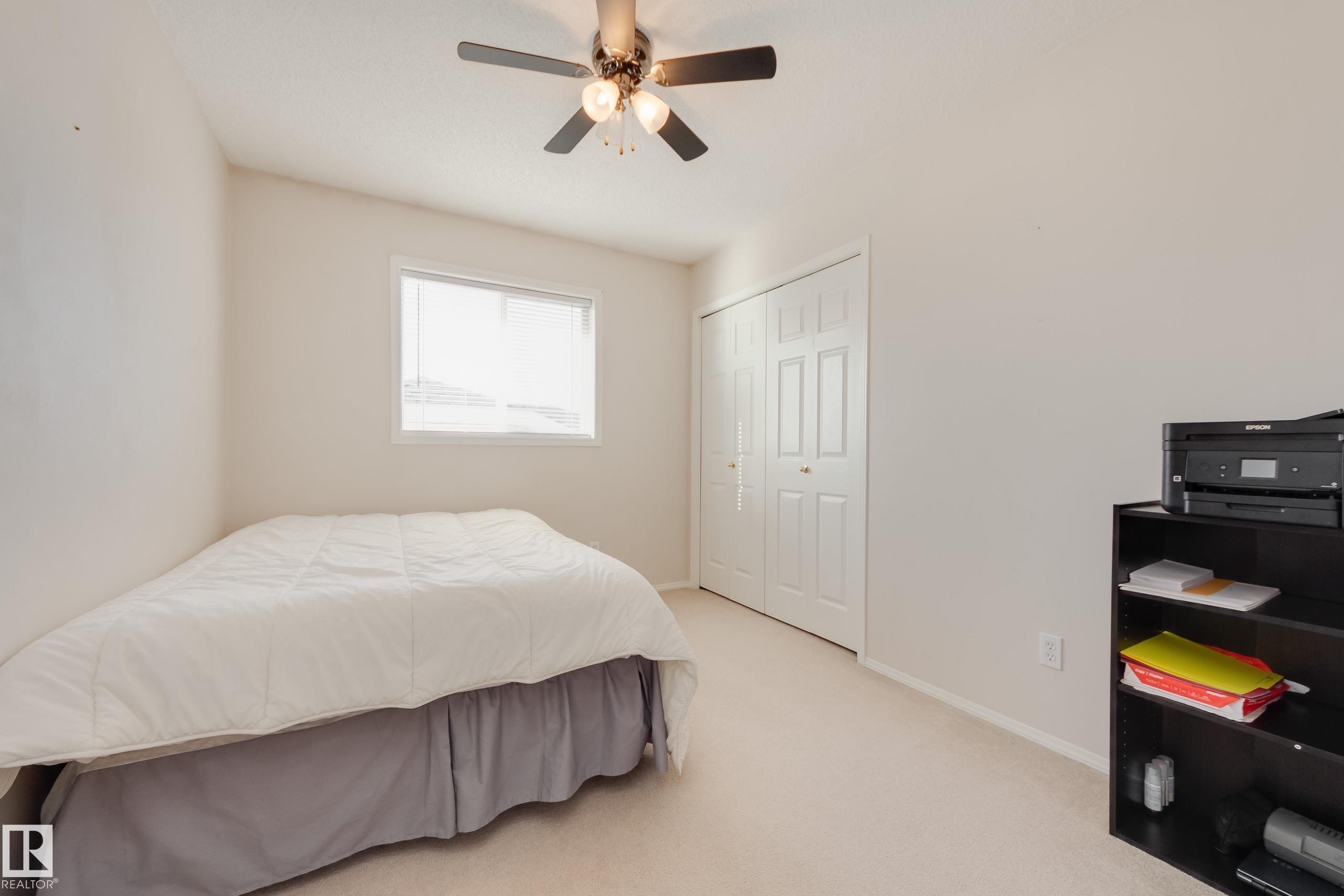 2844 40B Avenue, Edmonton, AB - Indoor Photo Showing Bedroom