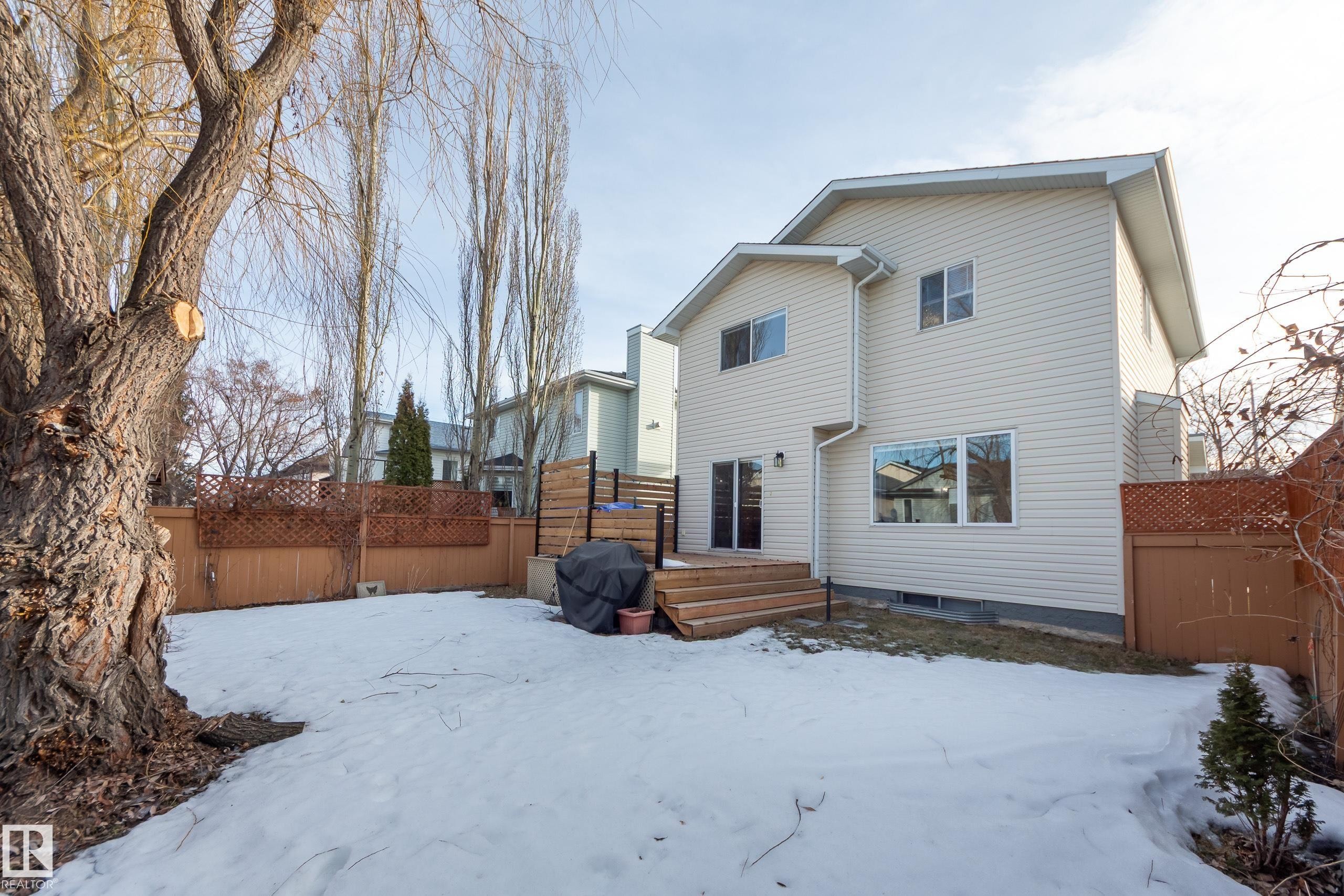 2844 40B Avenue, Edmonton, AB - Outdoor With Exterior