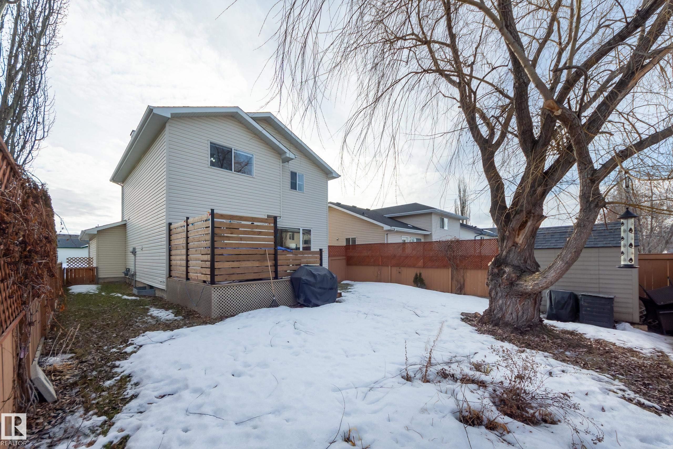 2844 40B Avenue, Edmonton, AB - Outdoor With Exterior