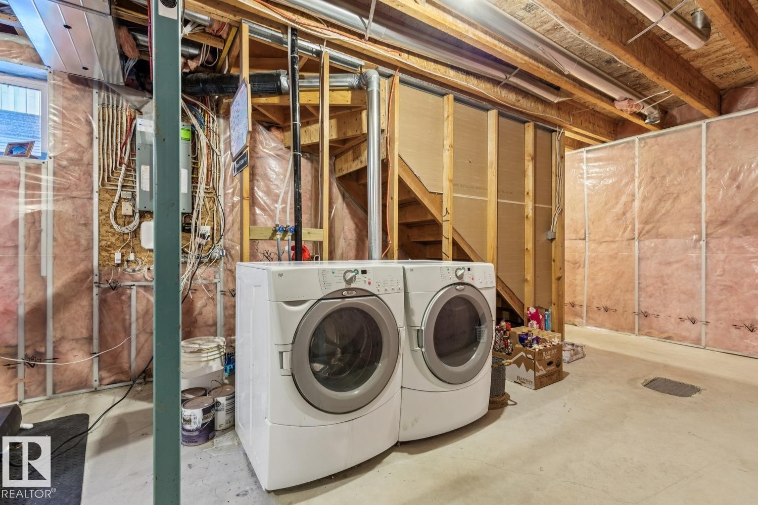 3127 Trelle Loop, Edmonton, AB - Indoor Photo Showing Laundry Room