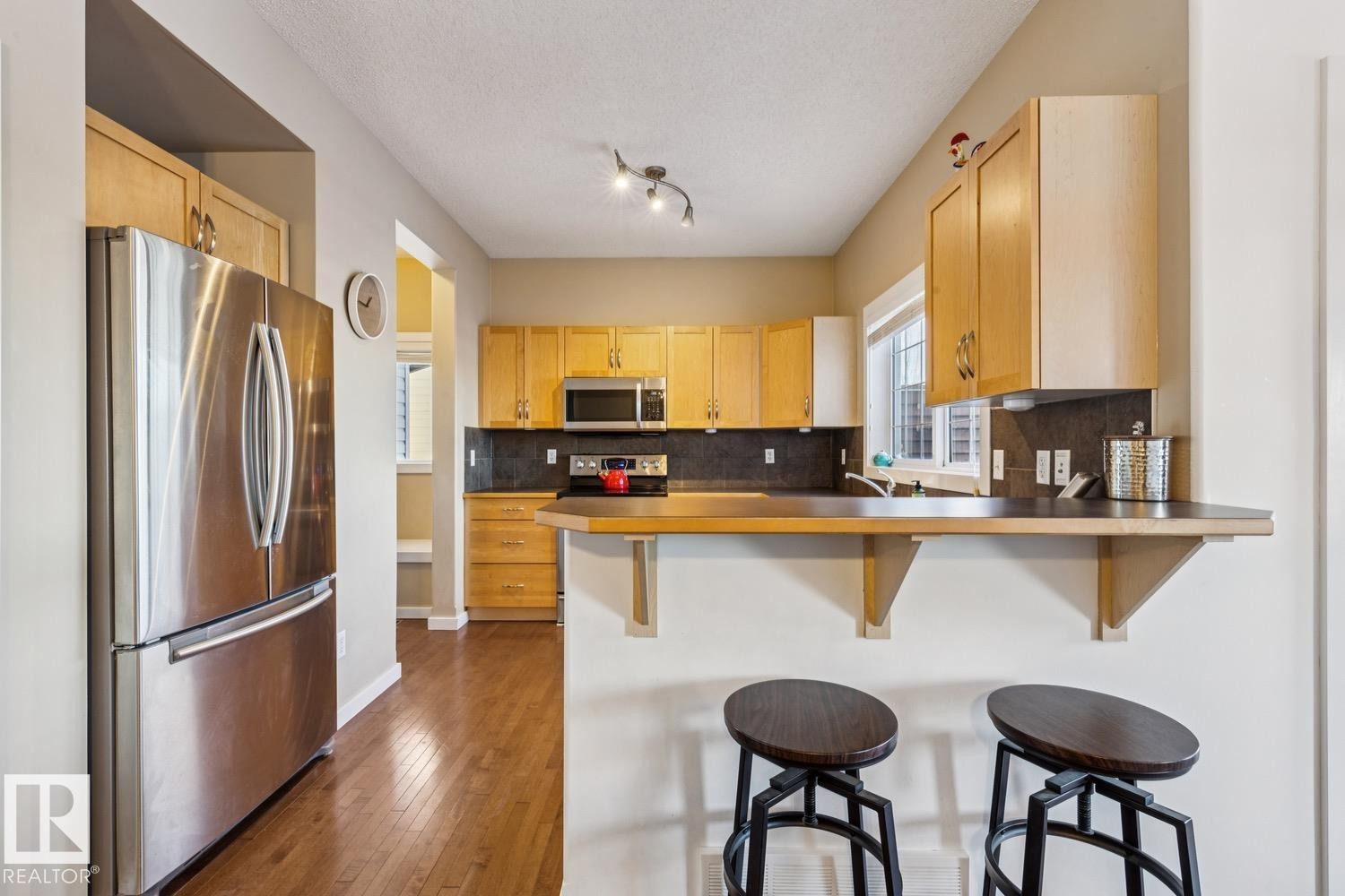 3127 Trelle Loop, Edmonton, AB - Indoor Photo Showing Kitchen