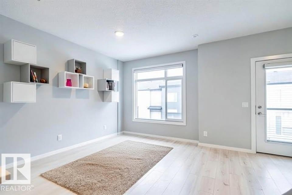 22 804 Welsh Drive, Edmonton, AB - Indoor Photo Showing Other Room