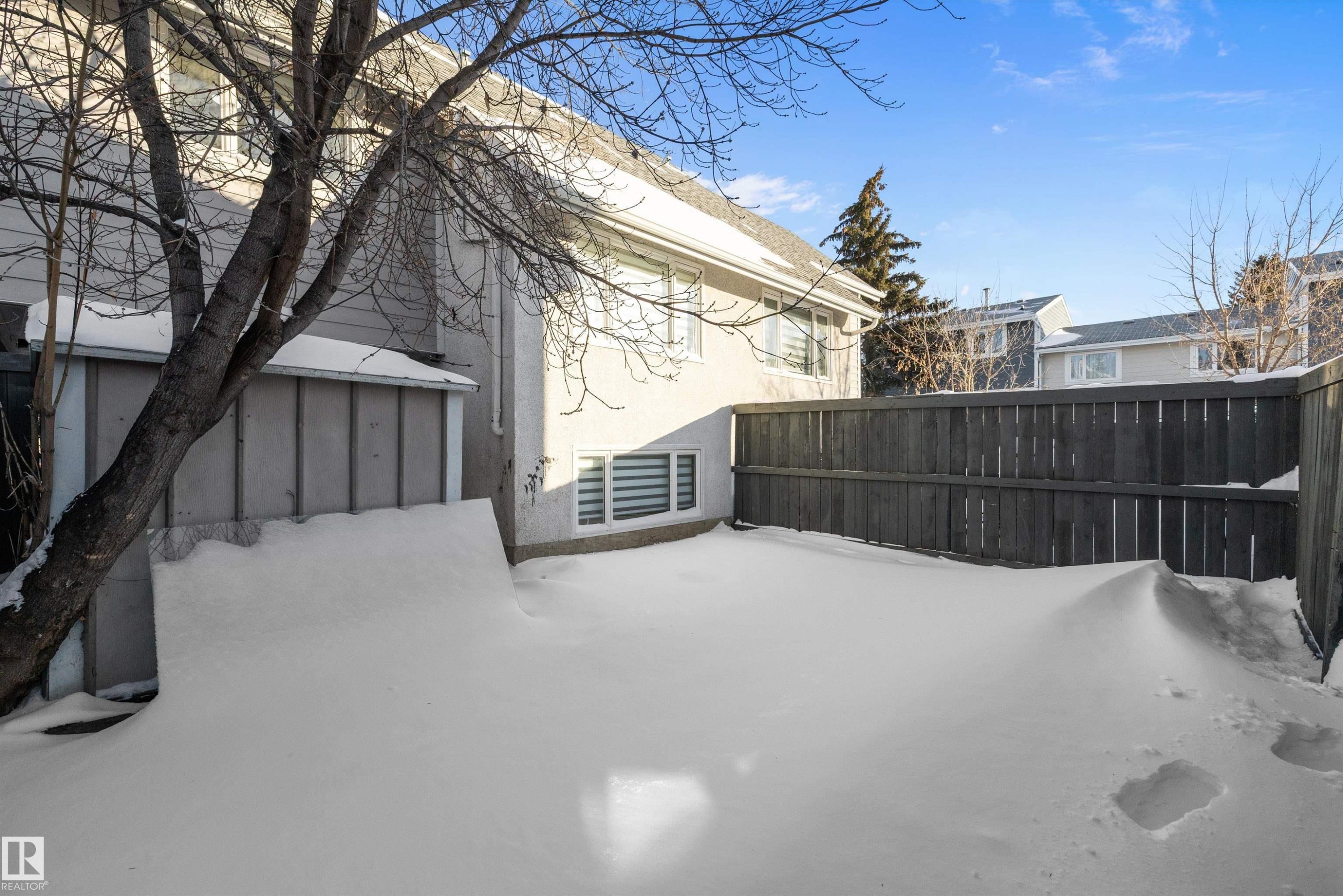 130 Callingwood Two, Edmonton, AB - Outdoor