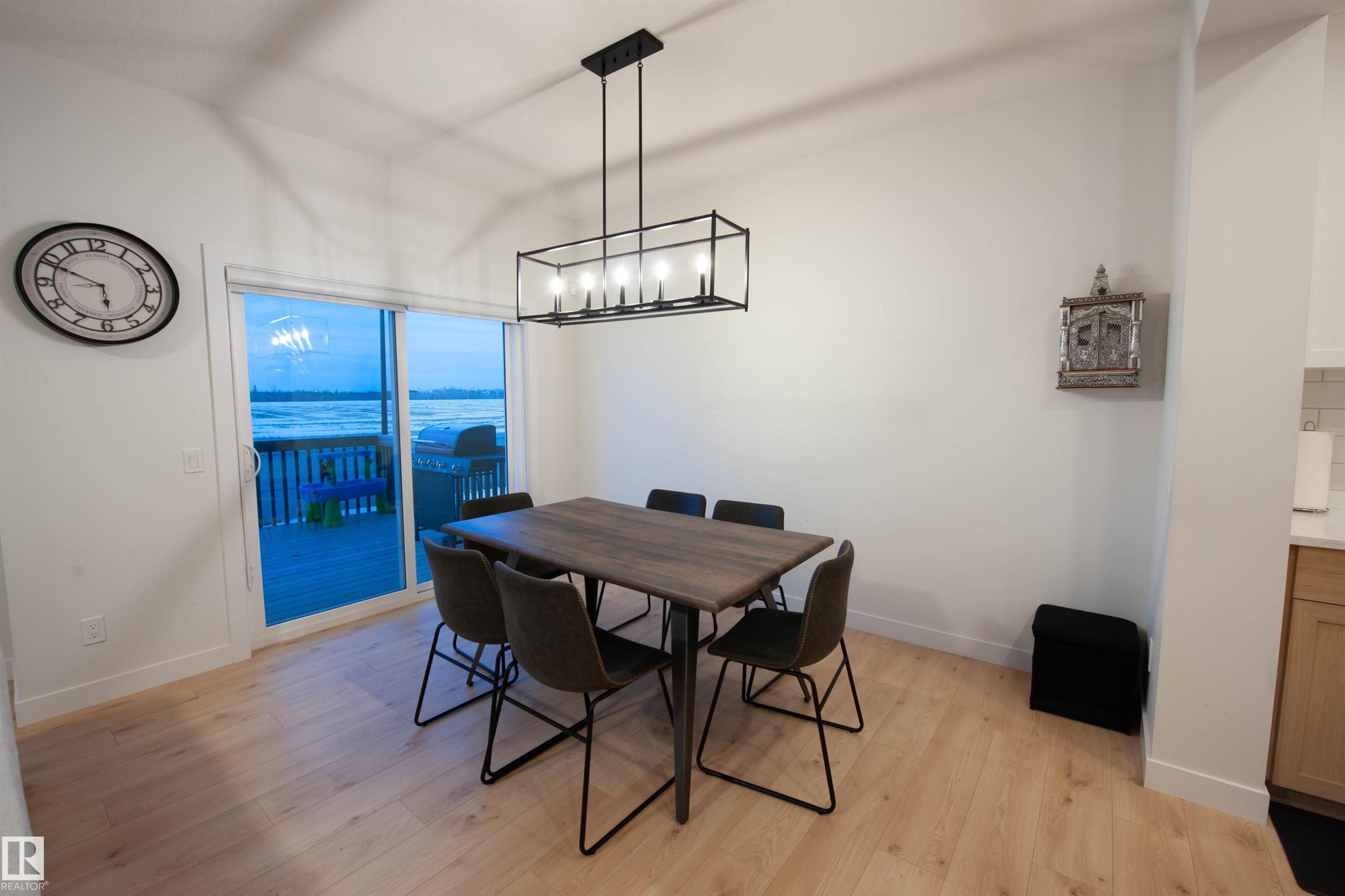 3453 Craig Landing, Edmonton, AB - Indoor Photo Showing Dining Room