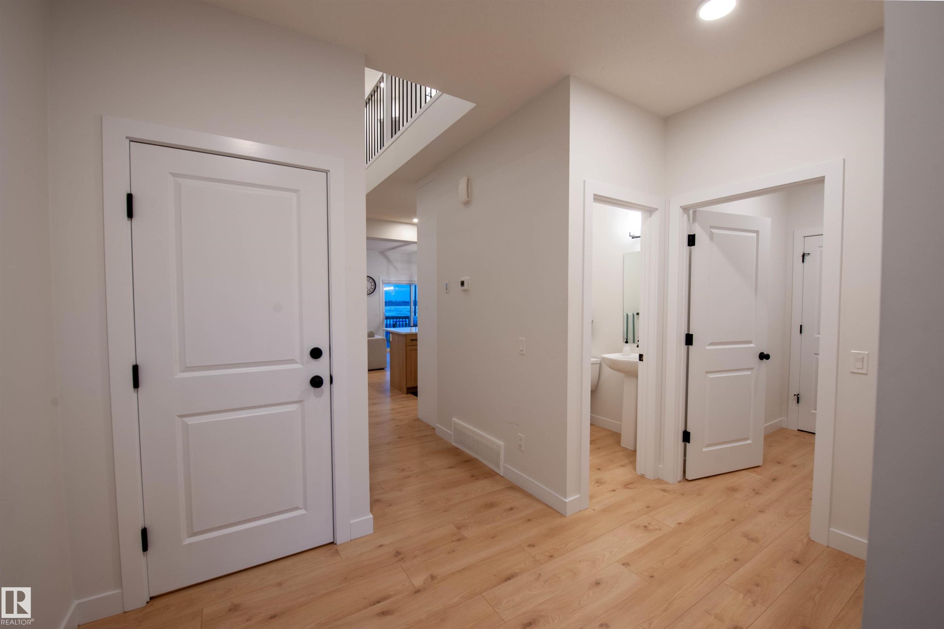 3453 Craig Landing, Edmonton, AB - Indoor Photo Showing Other Room