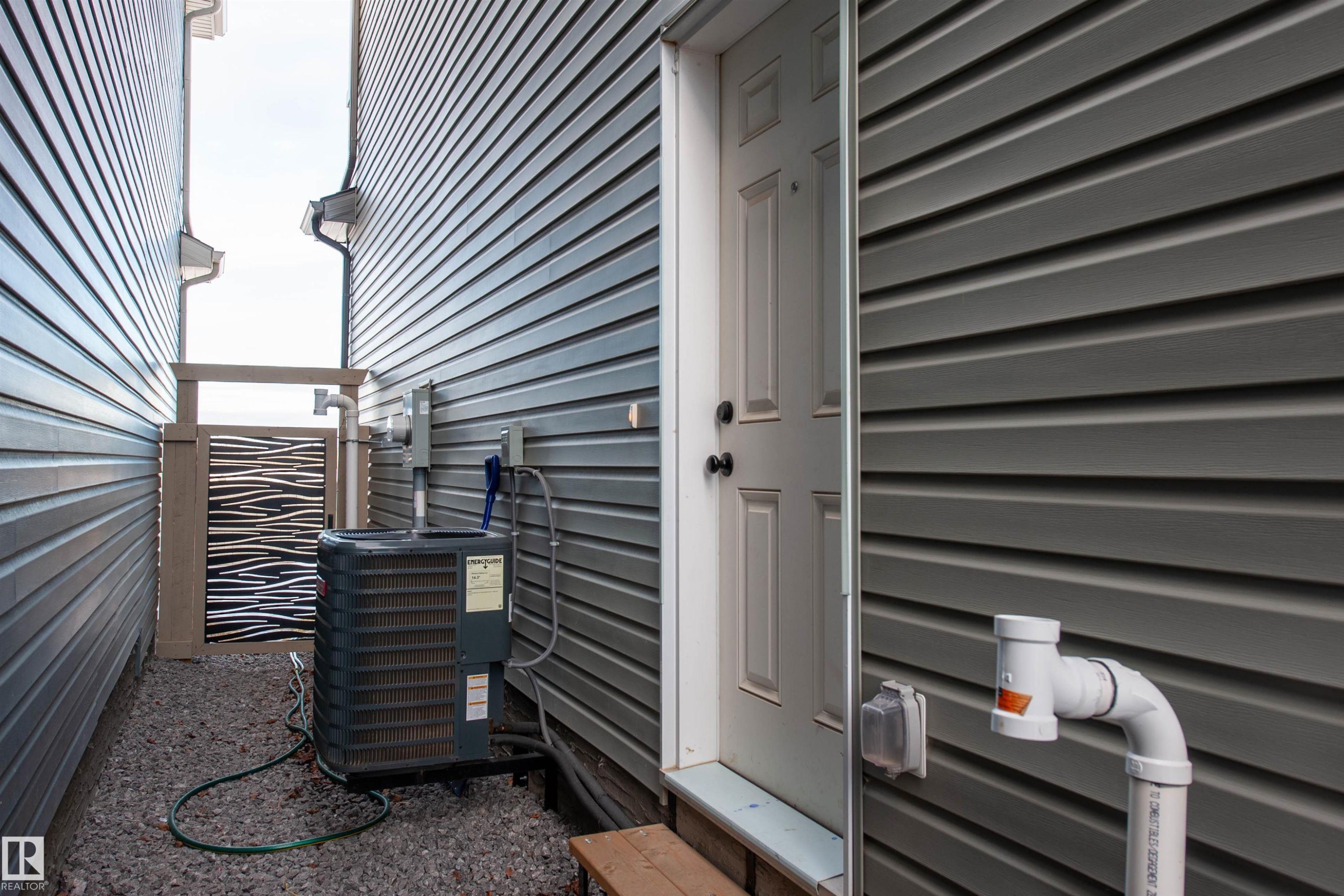 Separate entrance to legal suite - 3453 Craig Landing, Edmonton, AB - Photo Showing Other Room