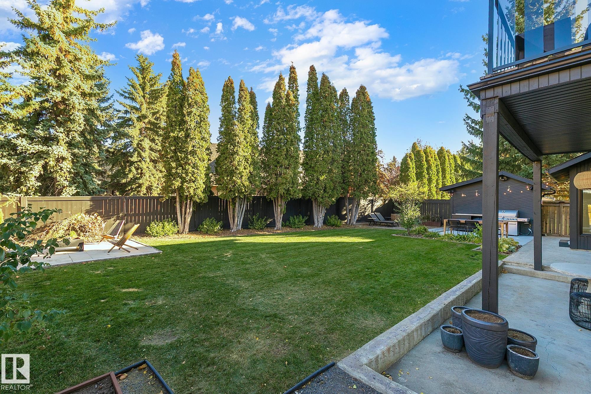 100 Wolf Willow Crescent, Edmonton, AB - Outdoor