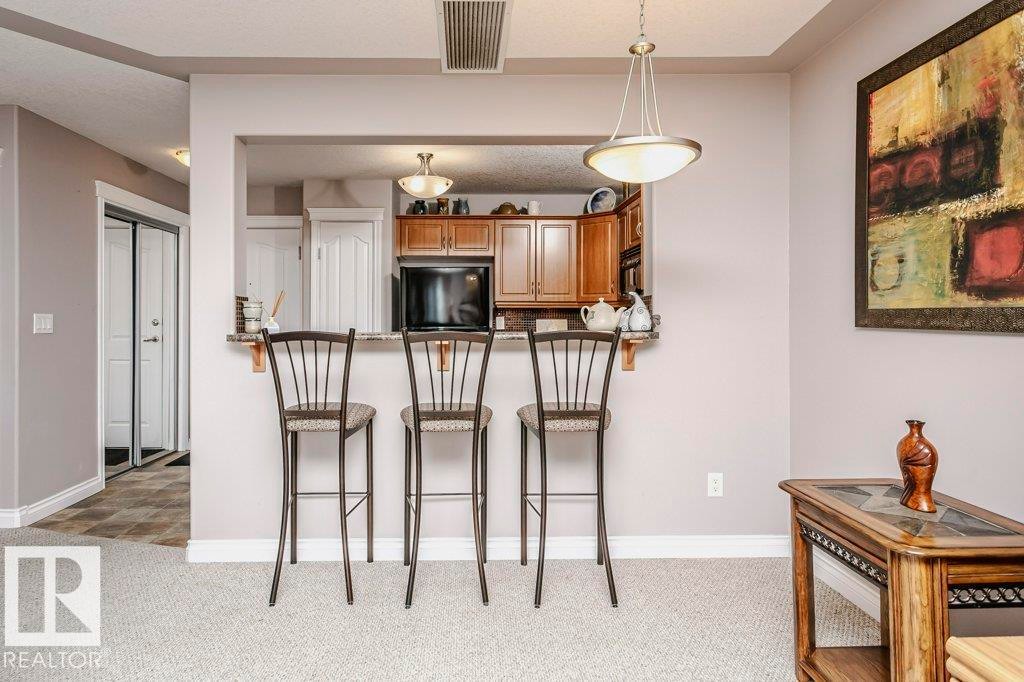 325 7801 Golf Course Road, Stony Plain, AB - Indoor