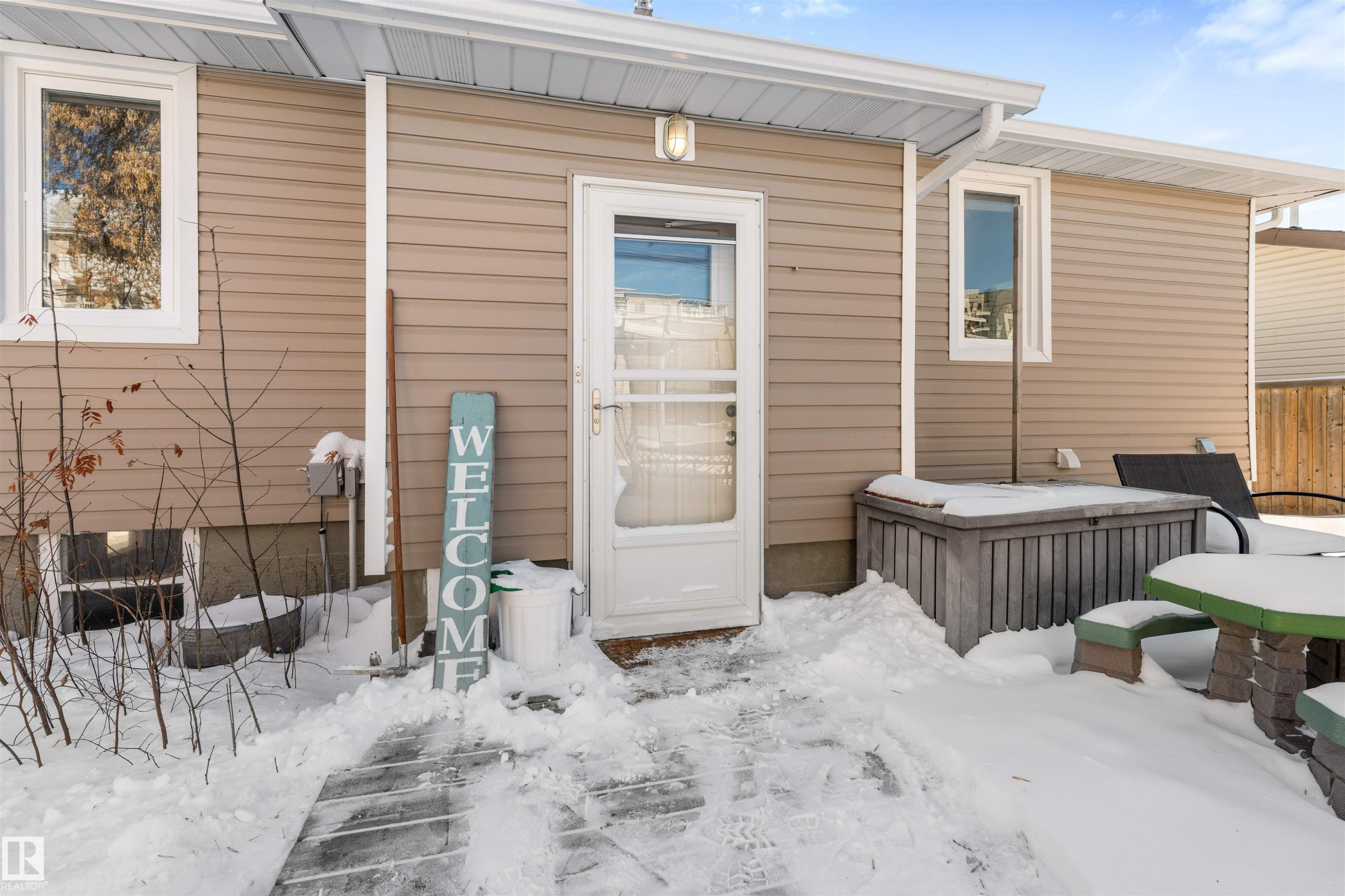 4917 54 Avenue, Stony Plain, AB