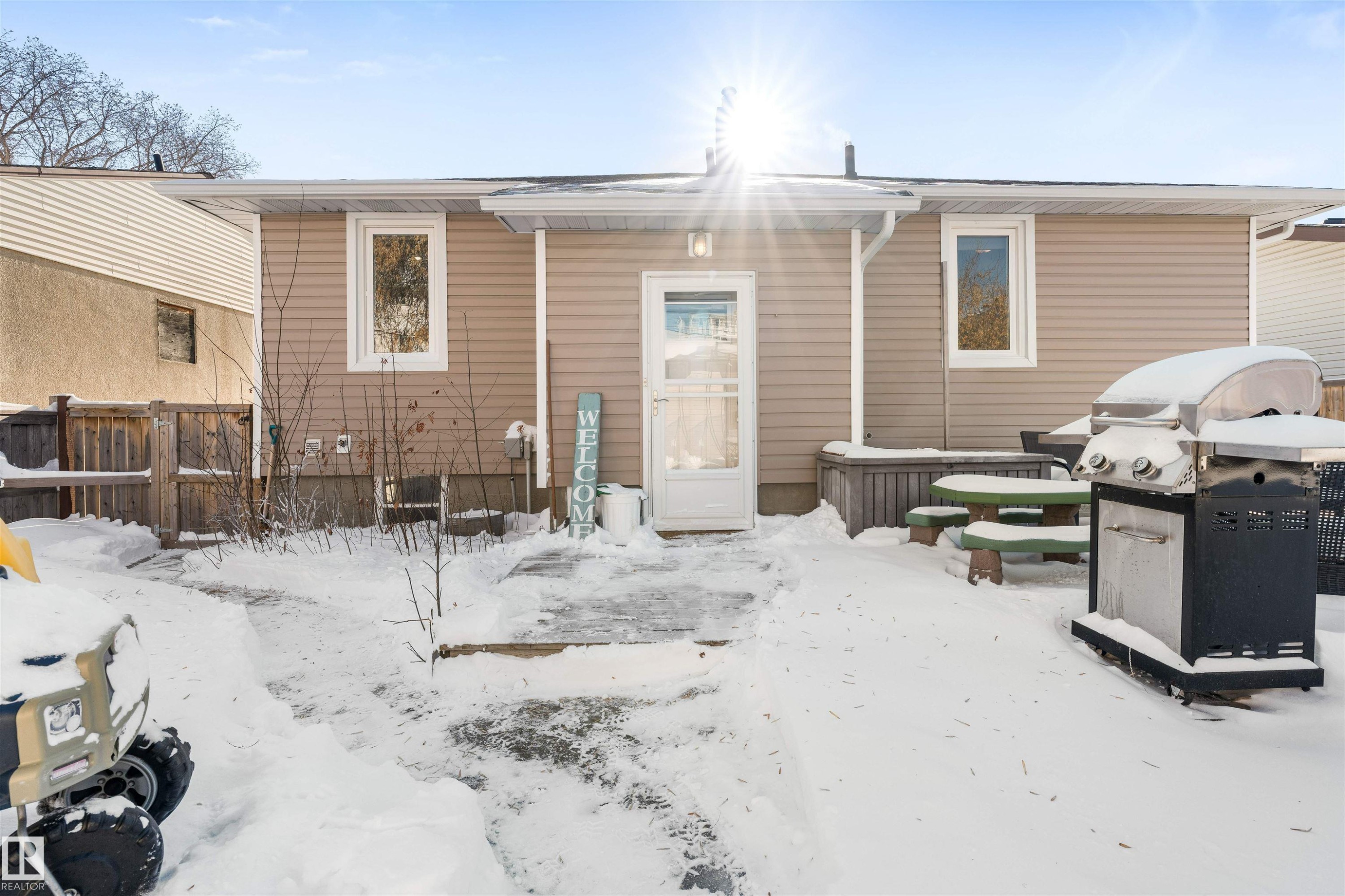 4917 54 Avenue, Stony Plain, AB