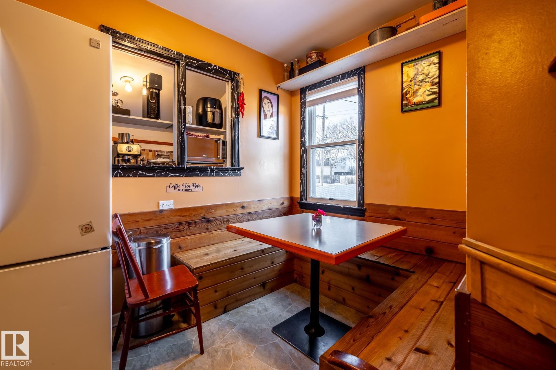 Dining room featuring breakfast area and a wainscoted wall - 11240 84 Street, Edmonton, AB - Indoor