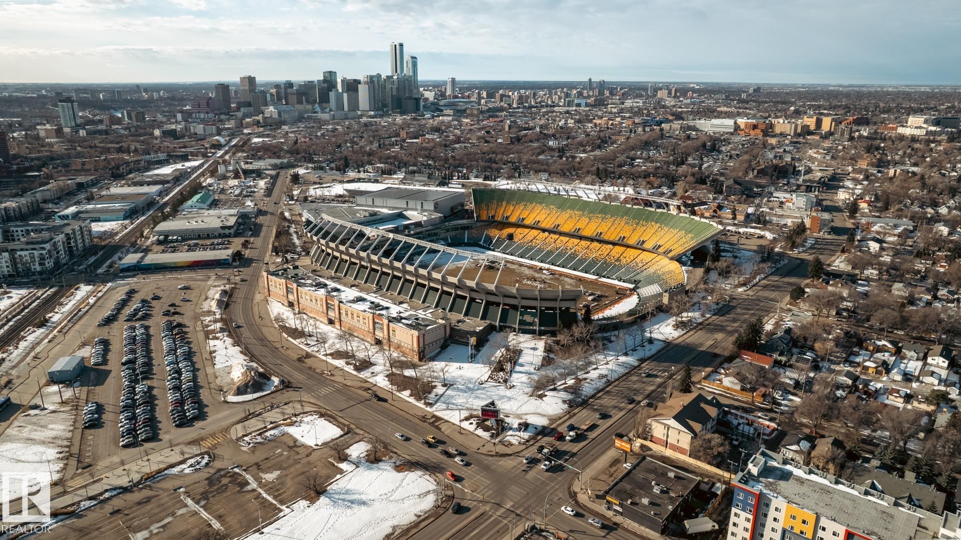 View of property location featuring nearby urban area - 11240 84 Street, Edmonton, AB - Outdoor With View