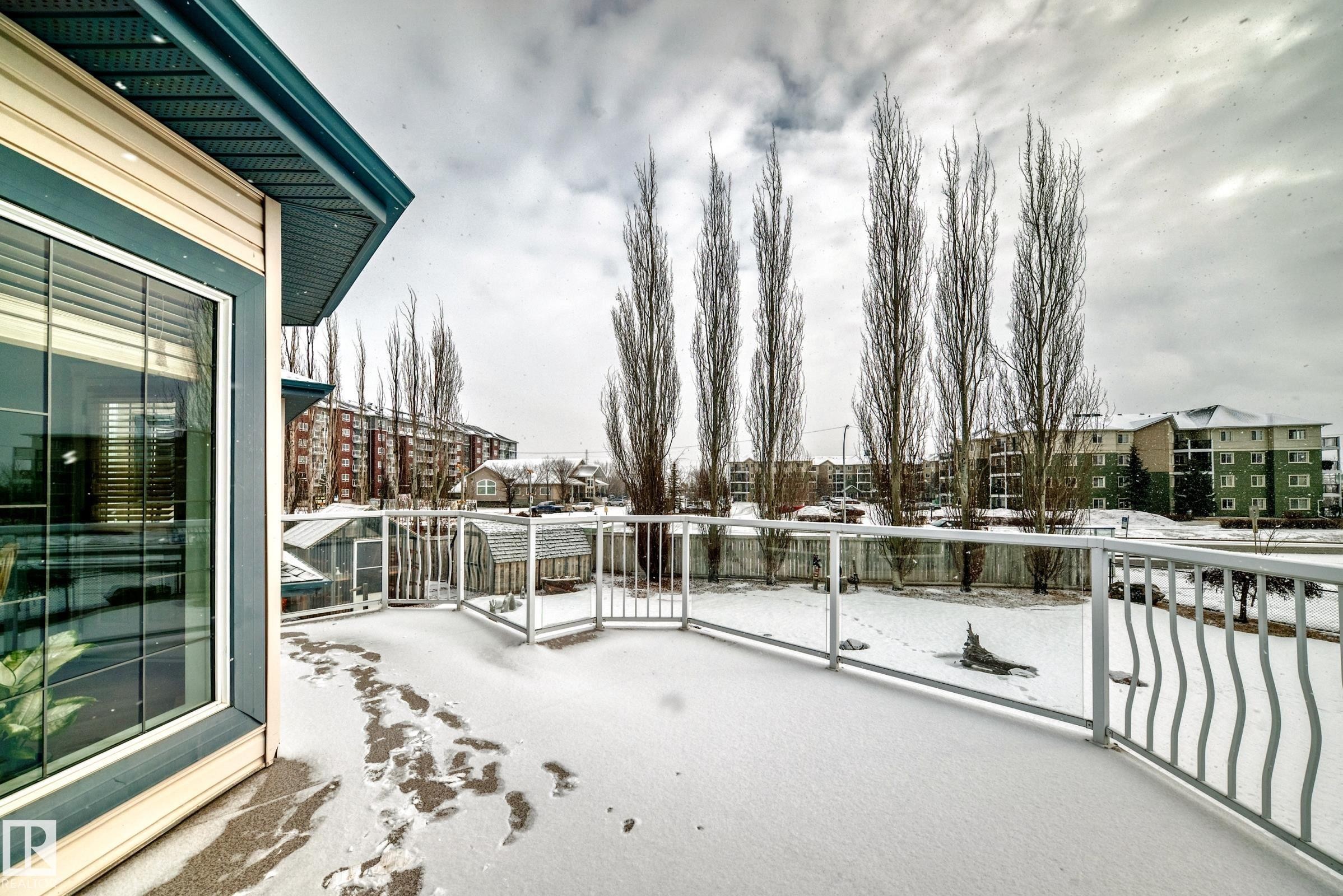 576 Glenwright Crescent, Edmonton, AB - Outdoor With Exterior